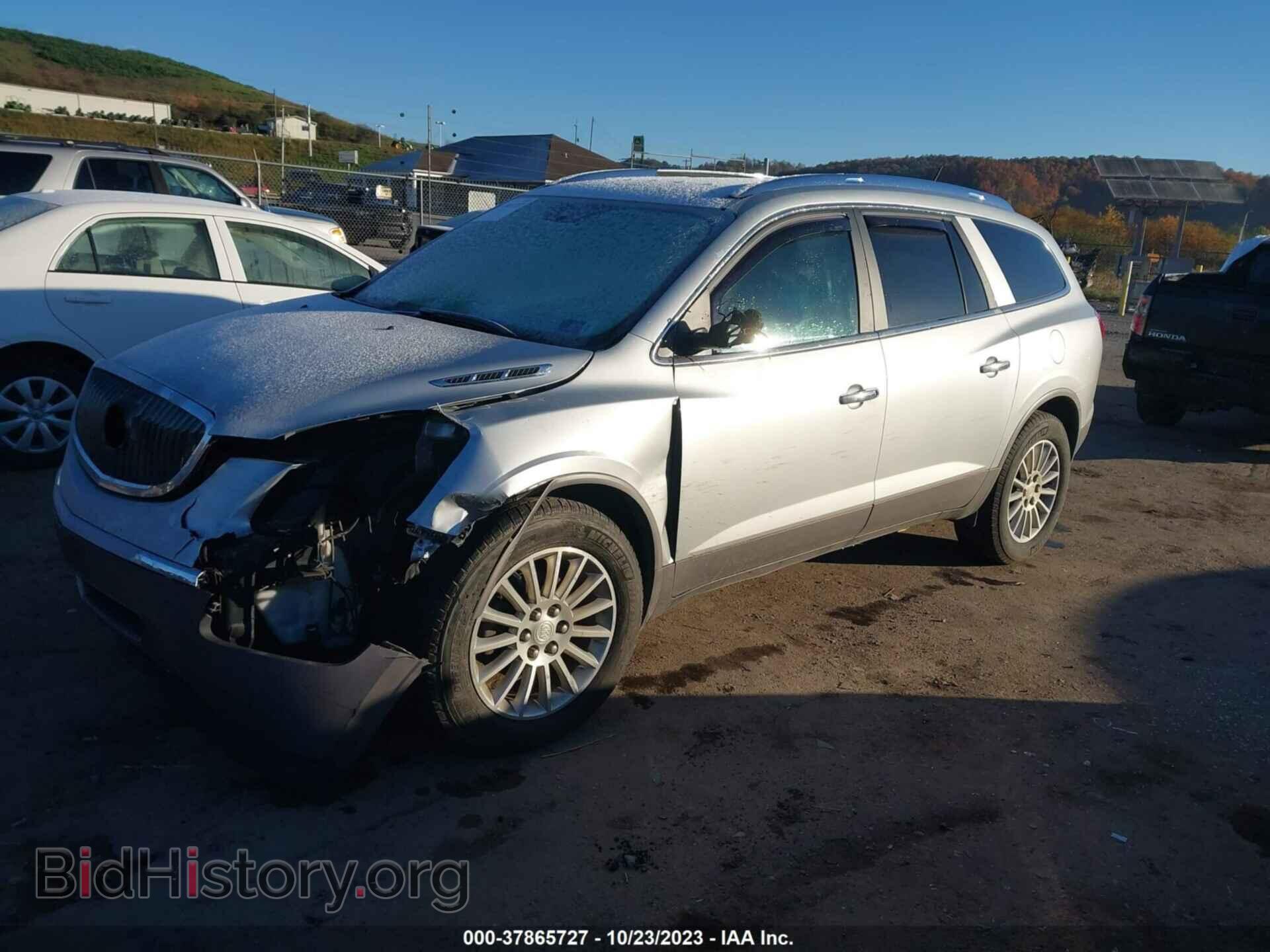 2012 BUICK ENCLAVE - VIN: 5GAKVCED4CJ130063 - Фото 2