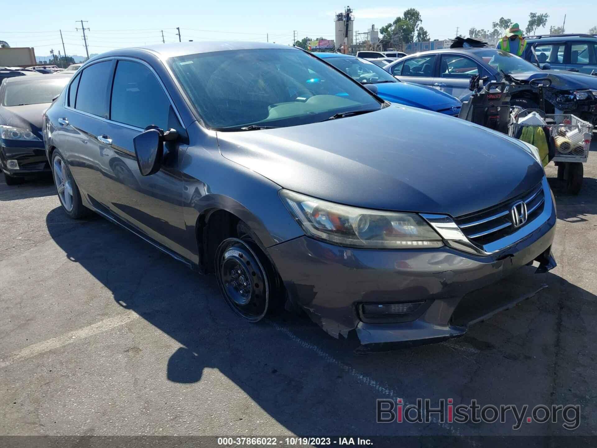 Photo 1HGCR2F5XFA265093 - HONDA ACCORD SEDAN 2015