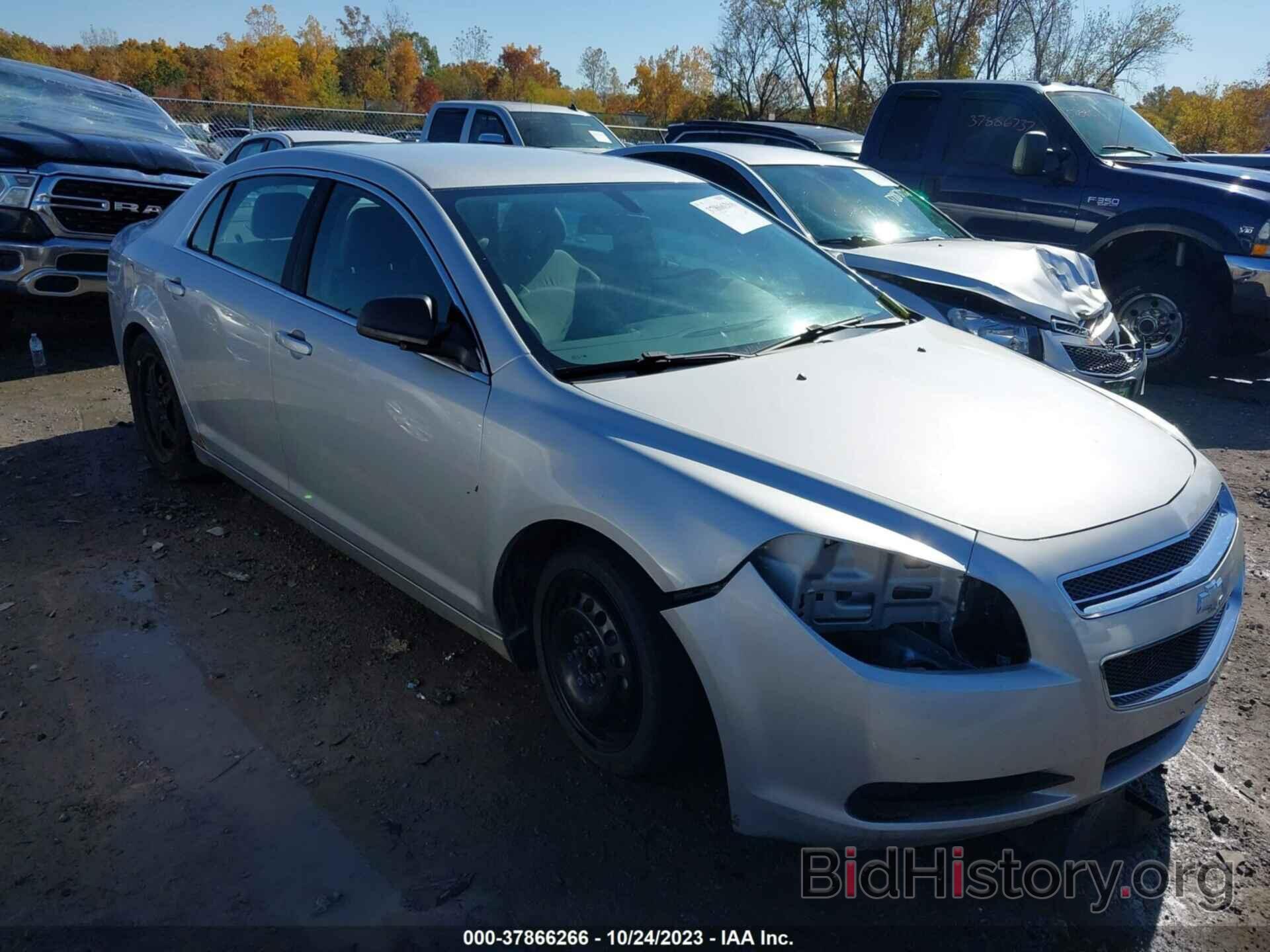 Photo 1G1ZA5E11BF169889 - CHEVROLET MALIBU 2011