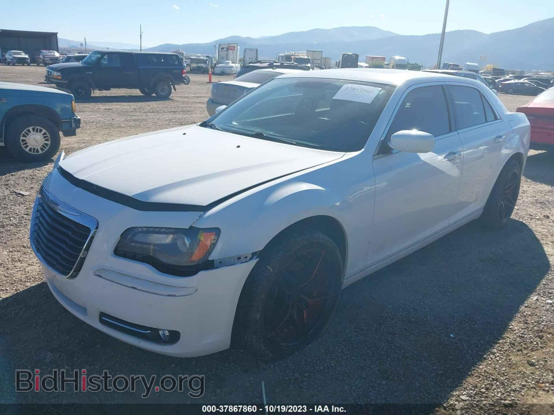 2013 CHRYSLER 300 - VIN: 2C3CCAGG9DH556715 - Photo 2