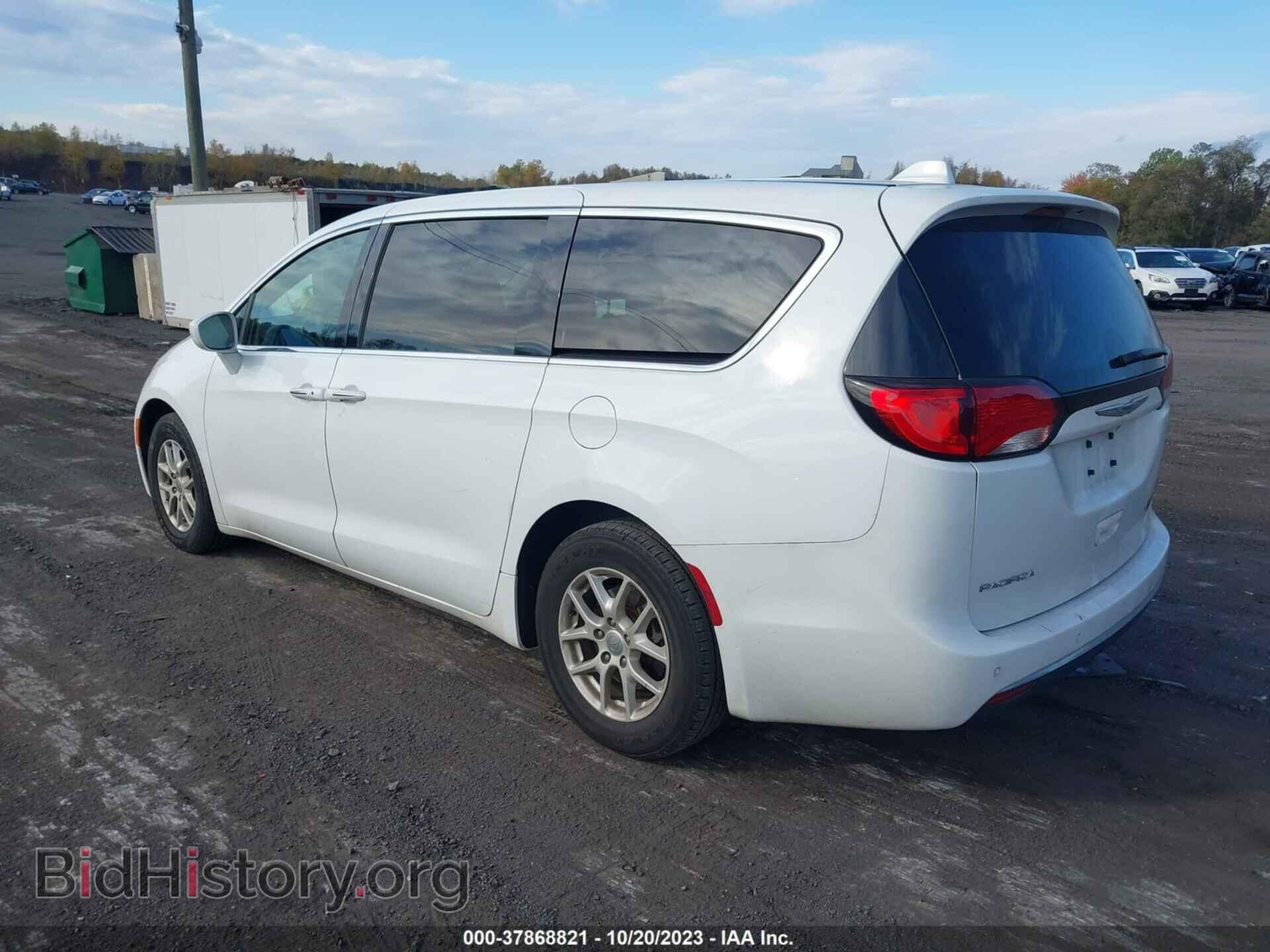 2020 CHRYSLER PACIFICA - VIN: 2C4RC1FG1LR211047 - Photo 3