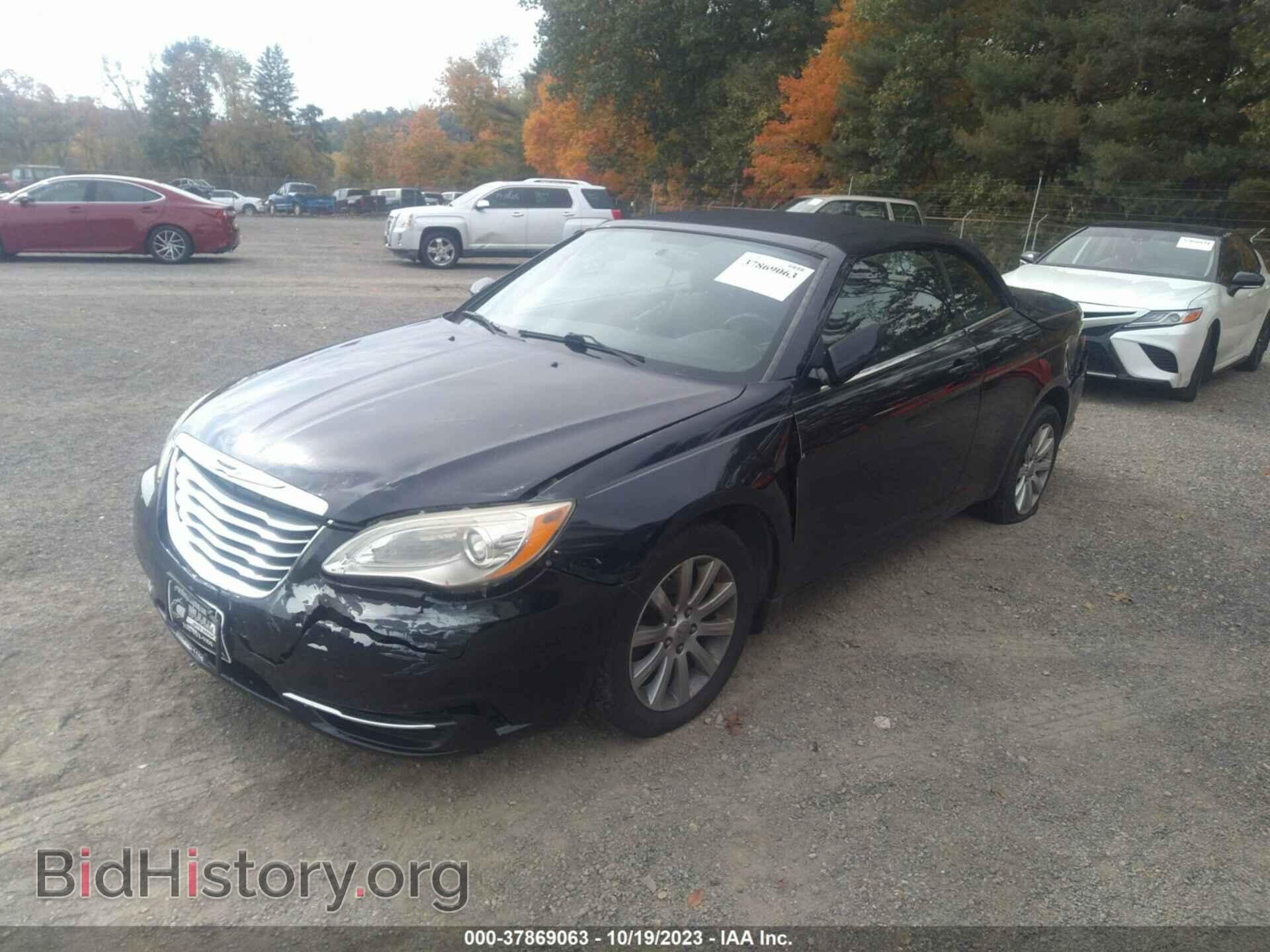 2012 CHRYSLER 200 - VIN: 1C3BCBEB9CN233280 - Фото 2