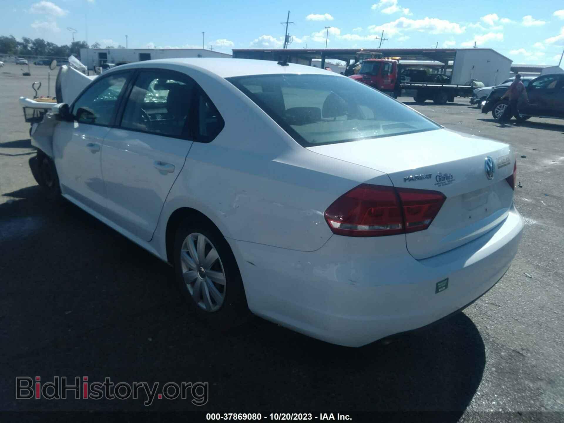 2013 VOLKSWAGEN PASSAT - VIN: 1VWAP7A37DC073658 - Фото 3