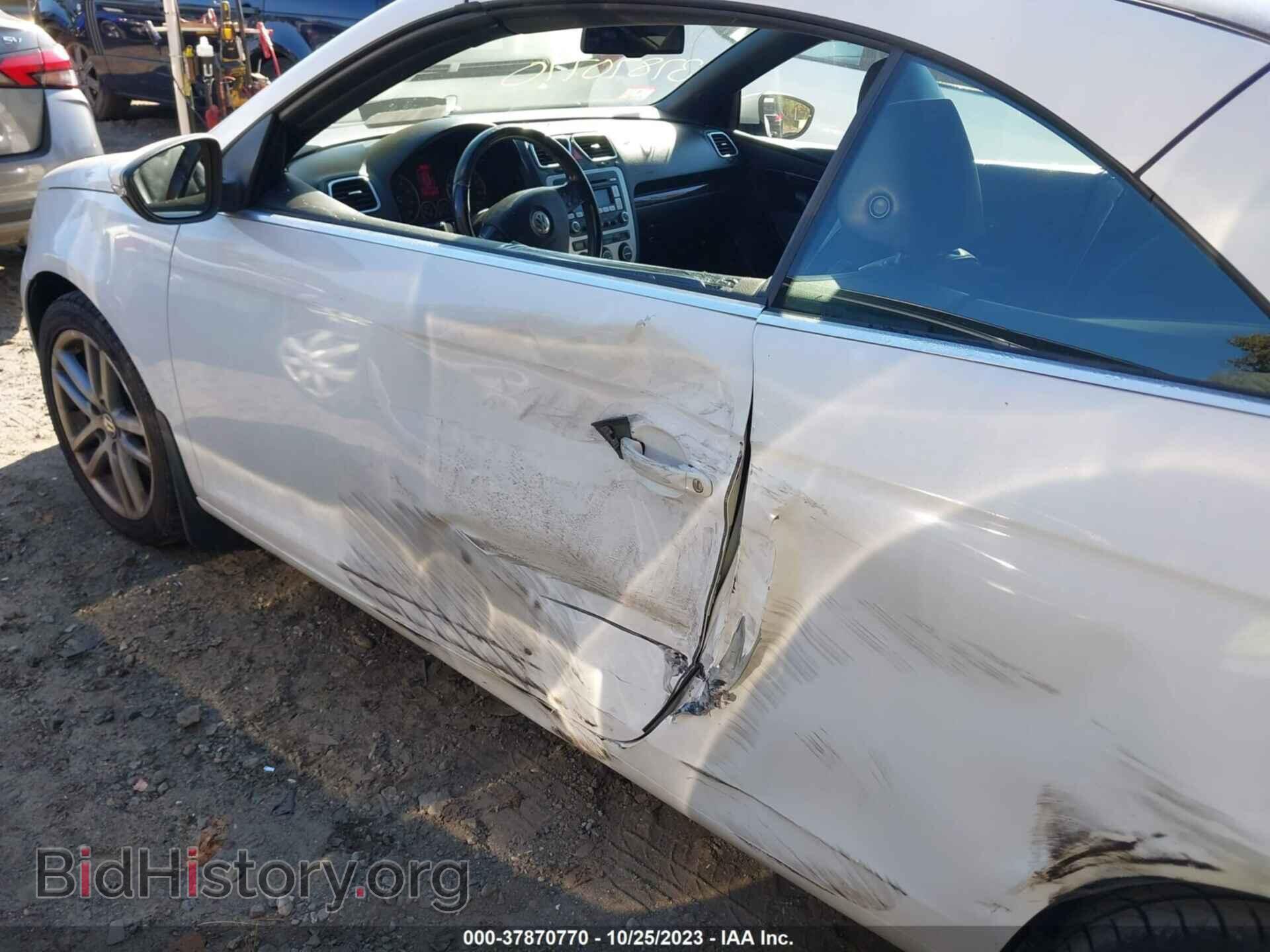 2009 VOLKSWAGEN EOS - VIN: WVWFA71F59V010915 - Фото 6