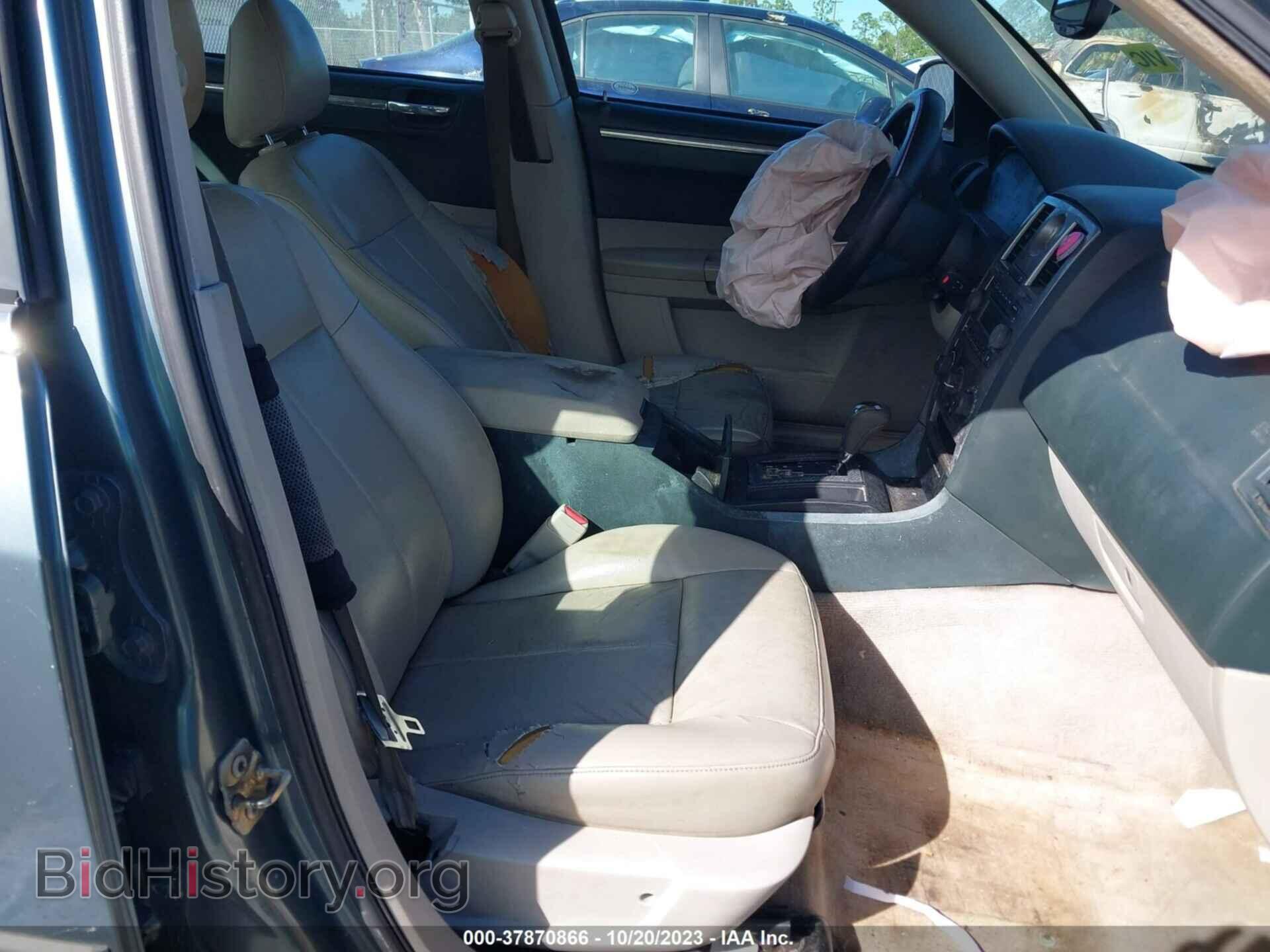 2006 CHRYSLER 300 - VIN: 2C3KA53G76H397646 - Фото 5