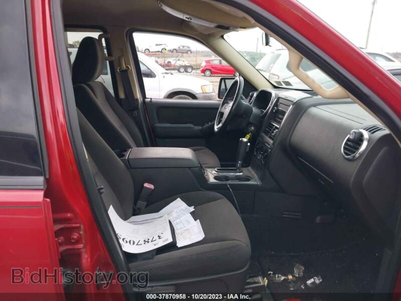 2010 Ford EXPLORER (VIN 1FMEU7DE1AUA11622) — photo 5 of 16