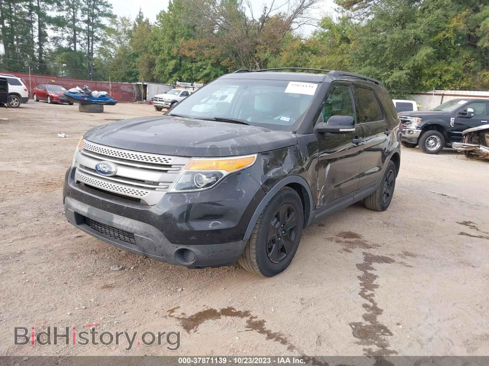 2011 FORD EXPLORER - VIN: 1FMHK7B87BGA50800 - Photo 2