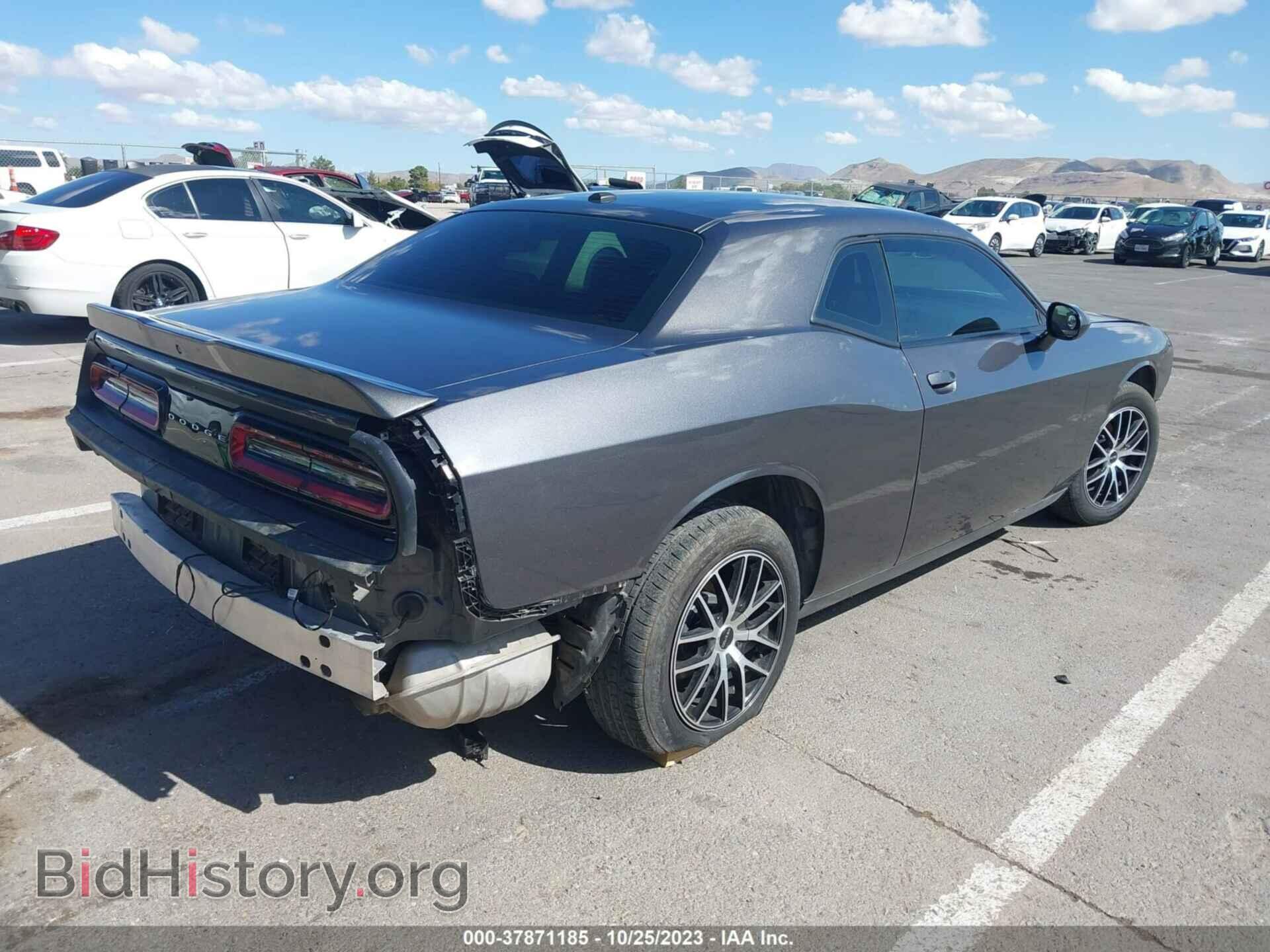 2019 DODGE CHALLENGER - VIN: 2C3CDZAG4KH677332 - Photo 4