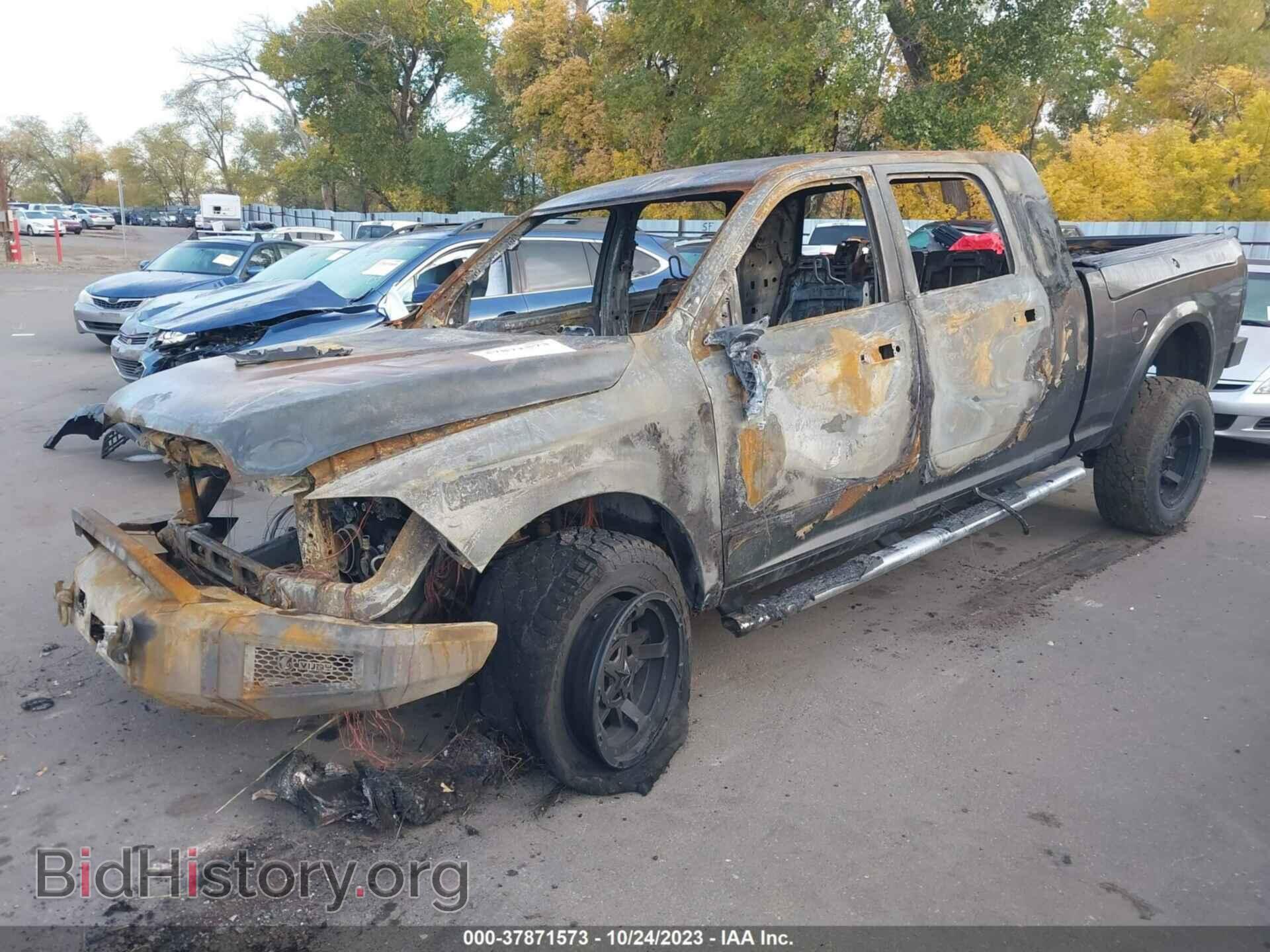2015 RAM 2500 - VIN: 3C6UR5NJXFG581721 - Фото 2
