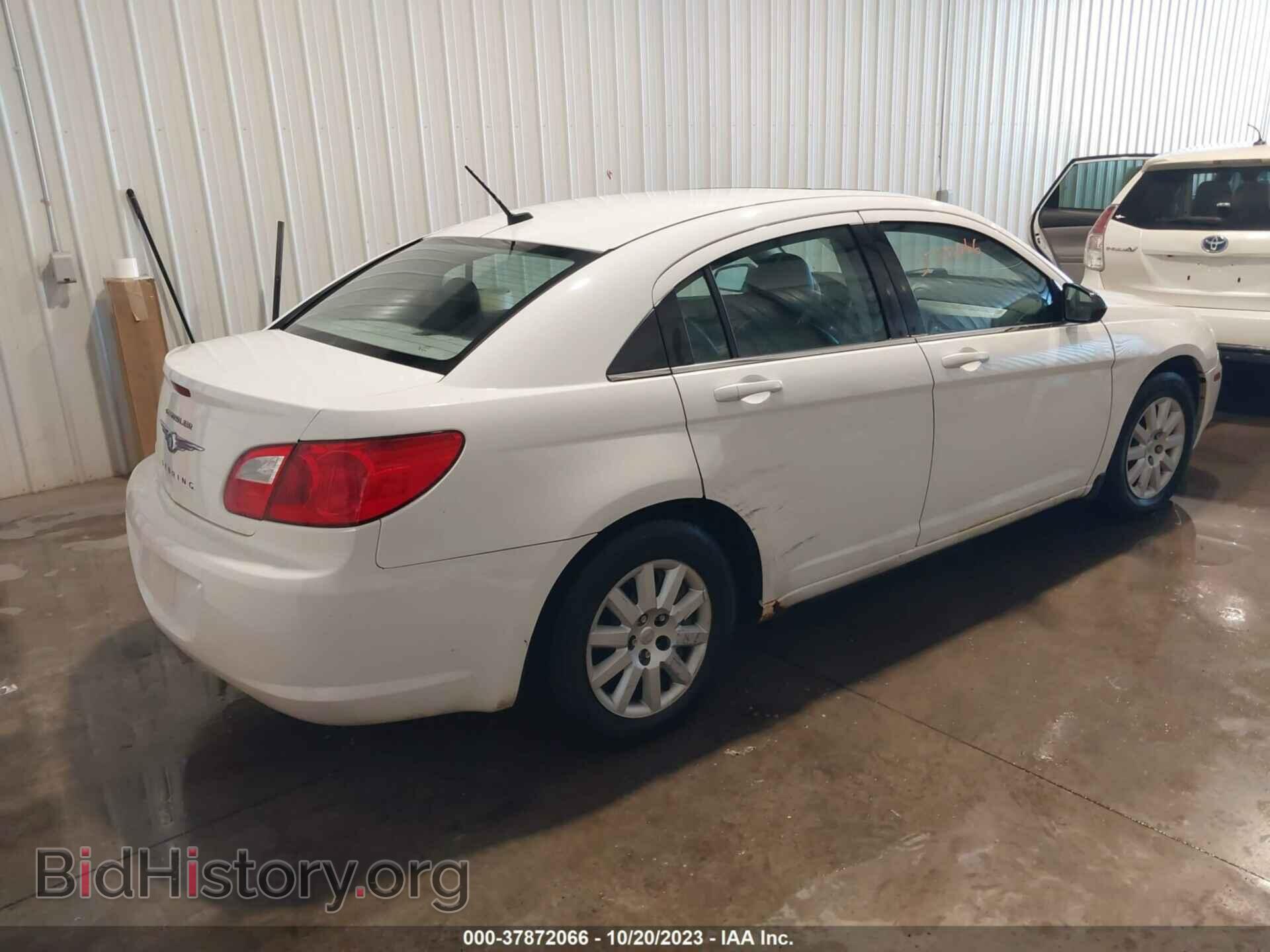 2009 CHRYSLER SEBRING - VIN: 1C3LC46B49N505984 - Фото 4