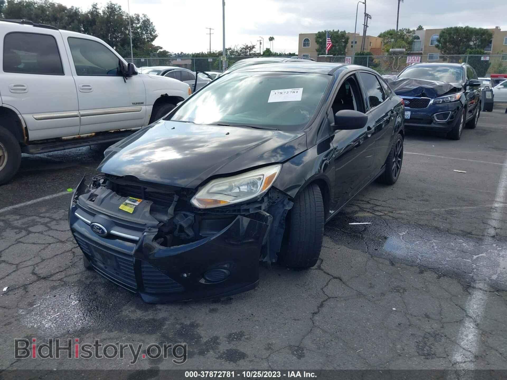 2013 FORD FOCUS - VIN: 1FADP3E23DL204729 - Фото 2