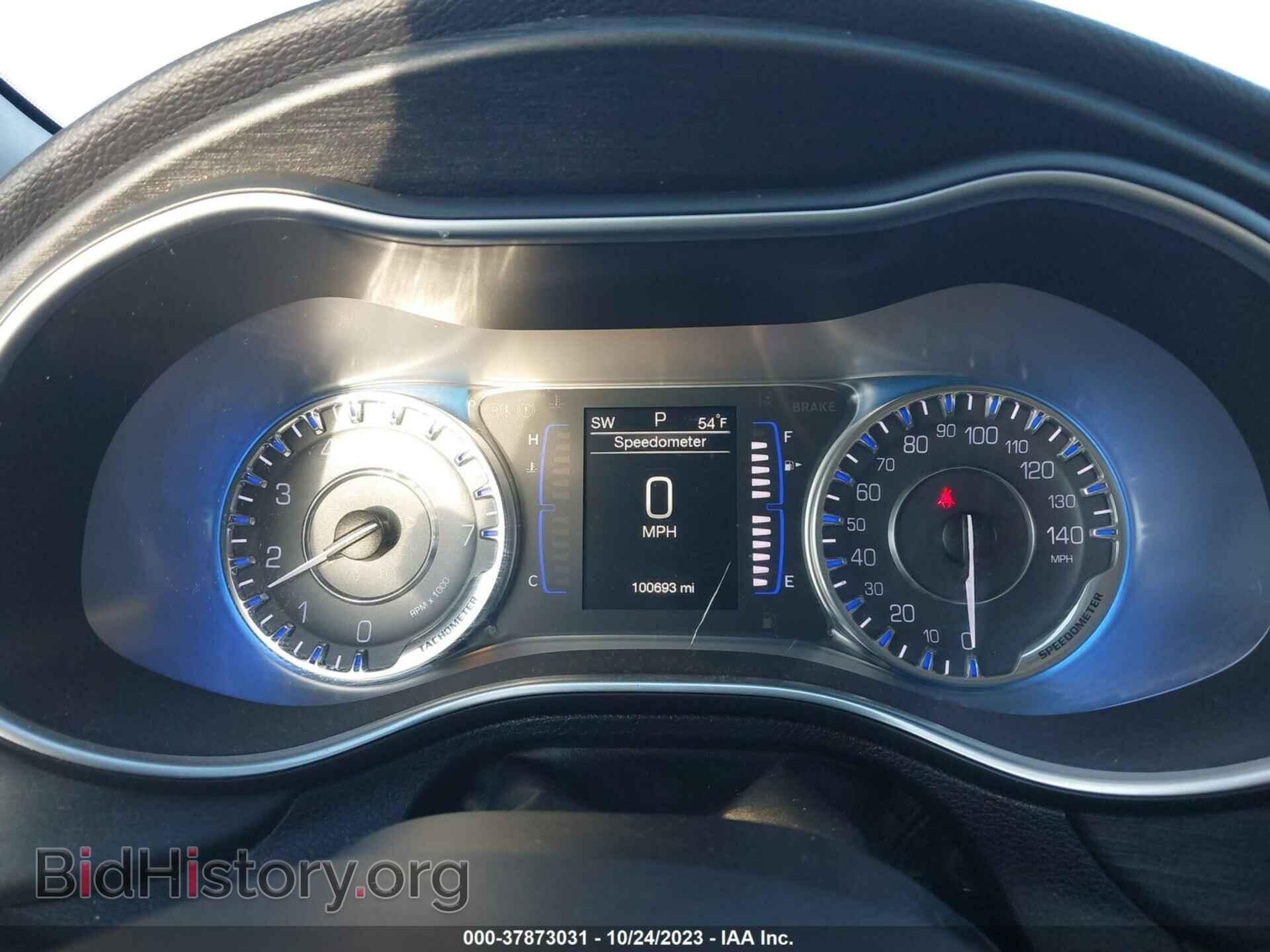 2016 CHRYSLER 200 - VIN: 1C3CCCAB5GN136602 - Фото 7