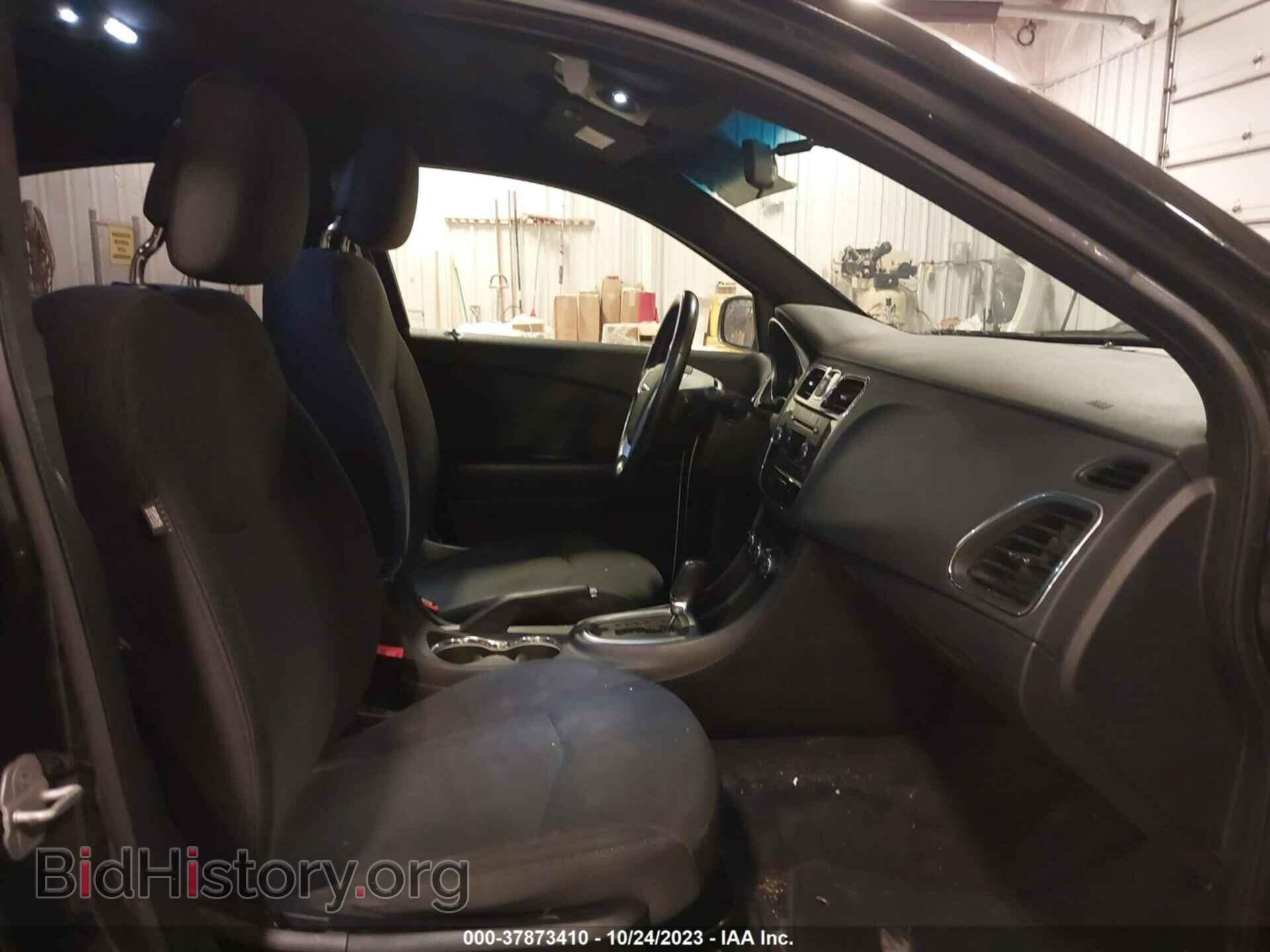 2012 CHRYSLER 200 - VIN: 1C3CCBBB3CN105626 - Фото 5