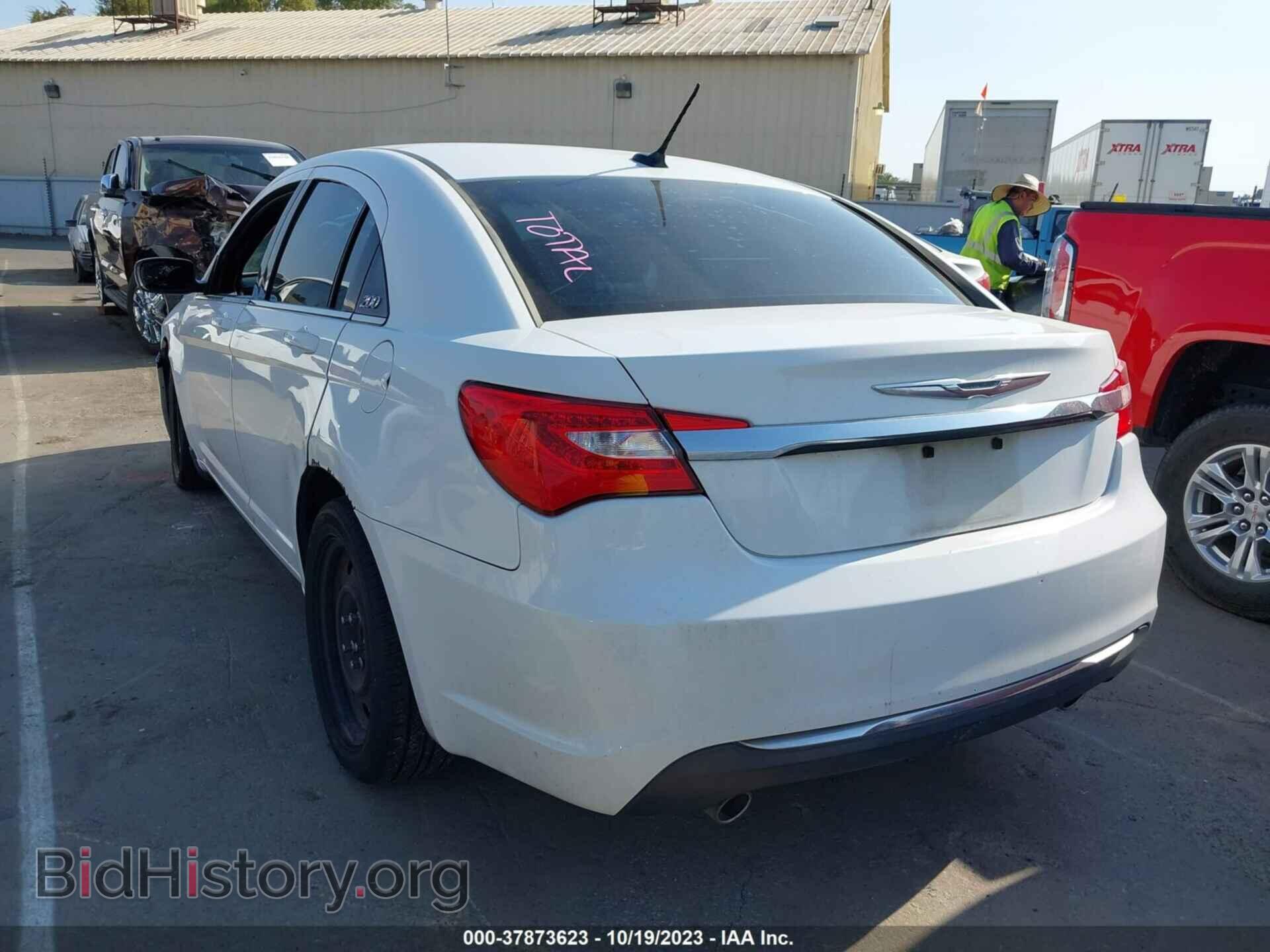 2013 CHRYSLER 200 - VIN: 1C3CCBAGXDN728336 - Фото 3