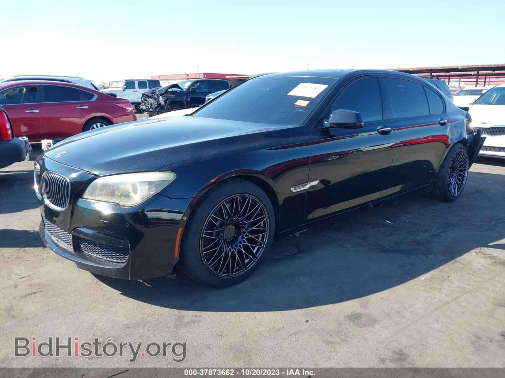 2012 BMW 750LI - VIN: WBAKB8C54CC852408 - Фото 2