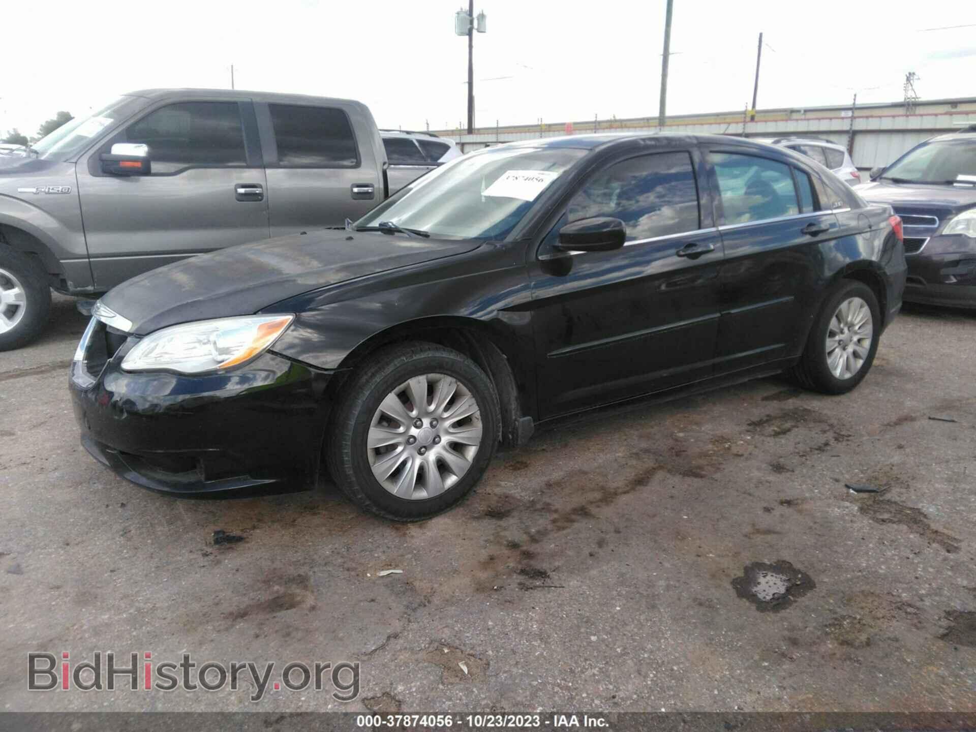 2013 CHRYSLER 200 - VIN: 1C3CCBAB5DN608447 - Photo 2