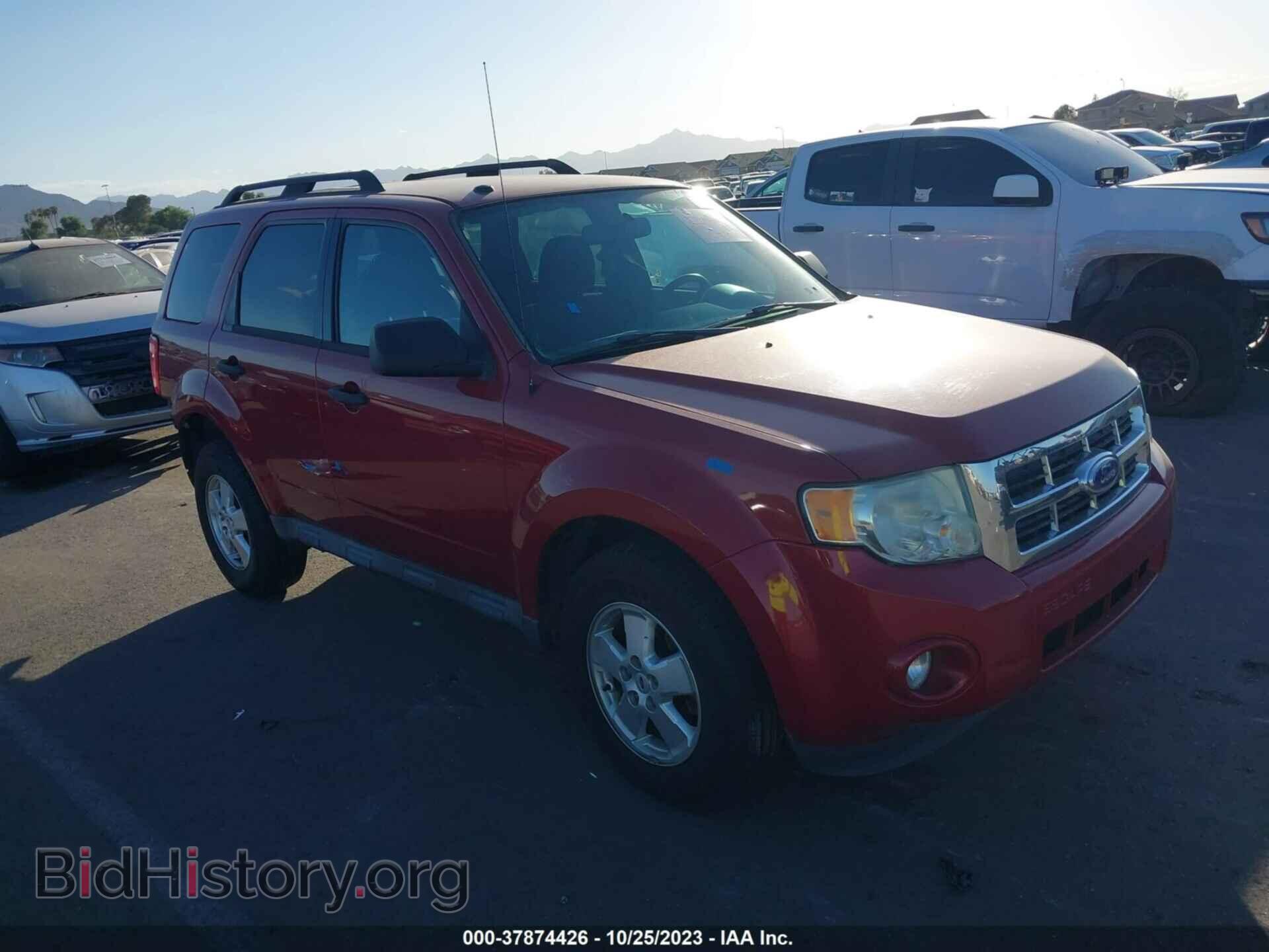 Фотография 1FMCU9DG1BKC05830 - FORD ESCAPE 2011