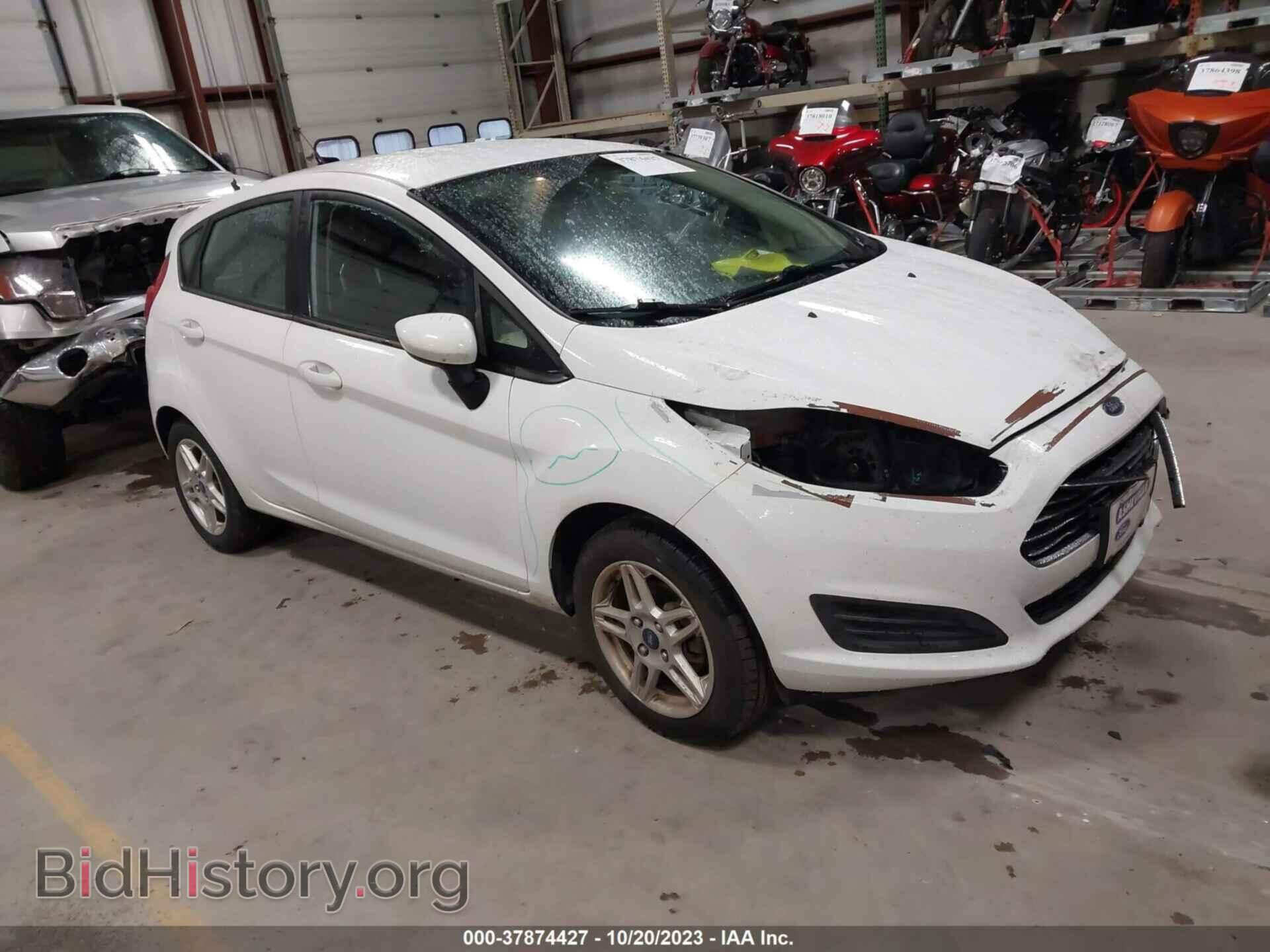 Photo 3FADP4EJ3JM132969 - FORD FIESTA 2018