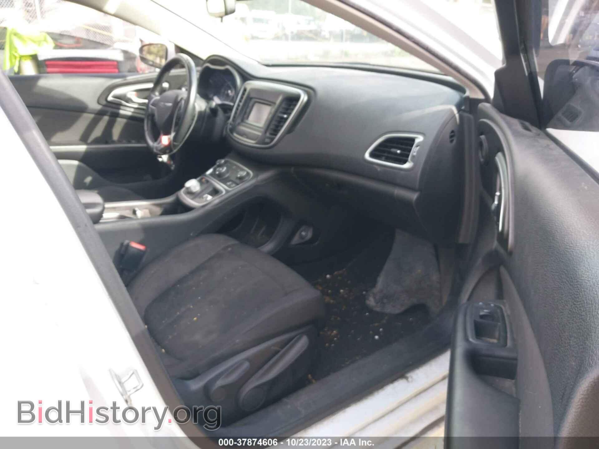2015 CHRYSLER 200 - VIN: 1C3CCCAB1FN747483 - Фото 5