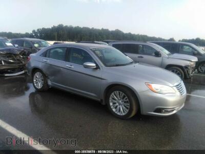 2013 Chrysler 200 Limited, серебристый — VIN 1C3CCBCG8DN673589, IAAI