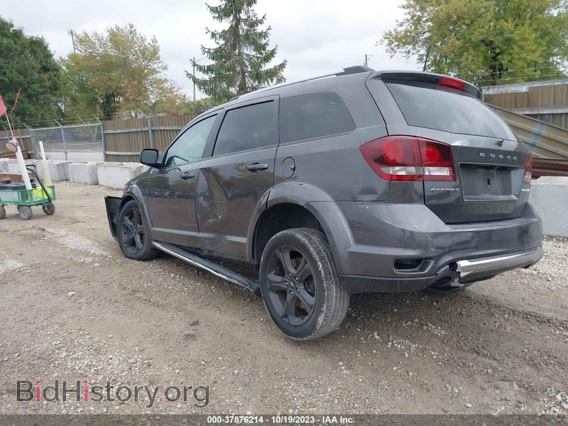 2020 DODGE JOURNEY - VIN: 3C4PDCGB3LT225967 - Фото 3