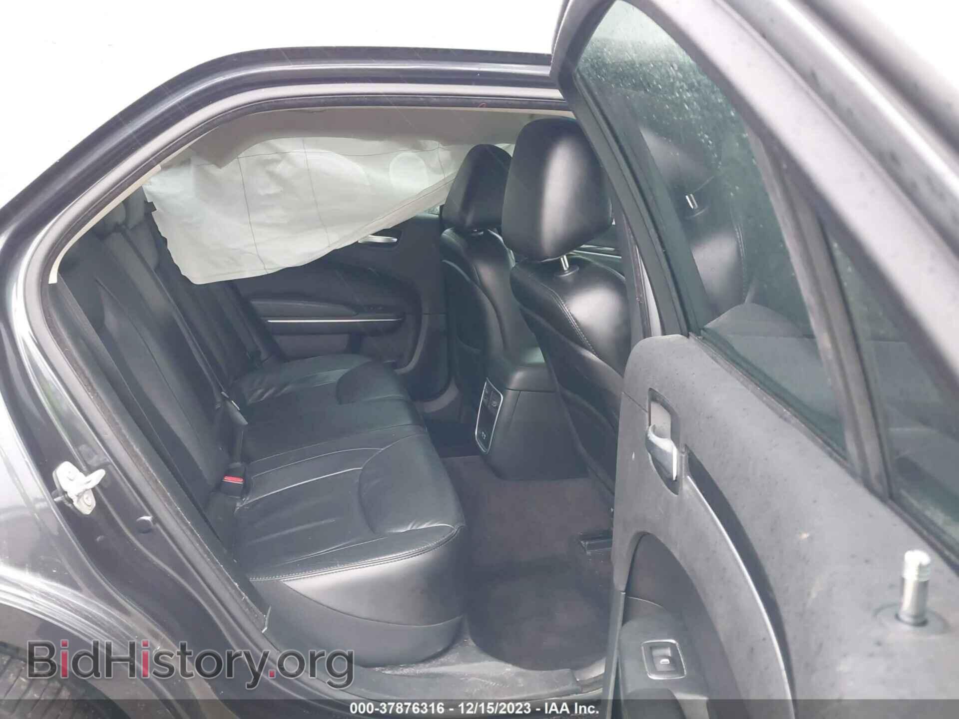 2017 CHRYSLER 300 - VIN: 2C3CCAAG9HH647448 - Фото 8