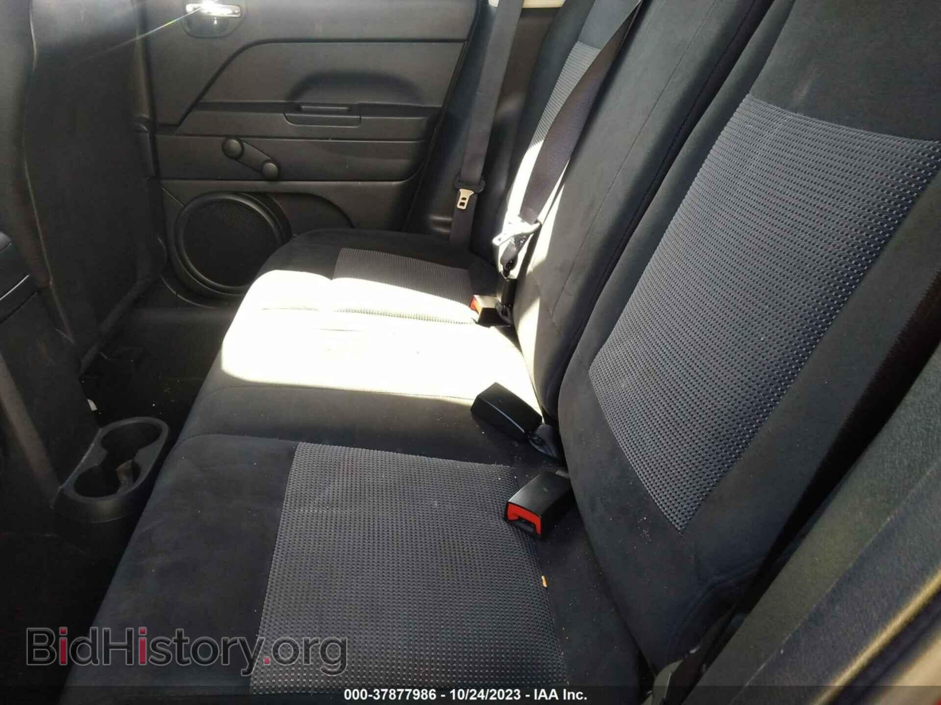 2015 JEEP COMPASS - VIN: 1C4NJCBA4FD418766 - Фото 8