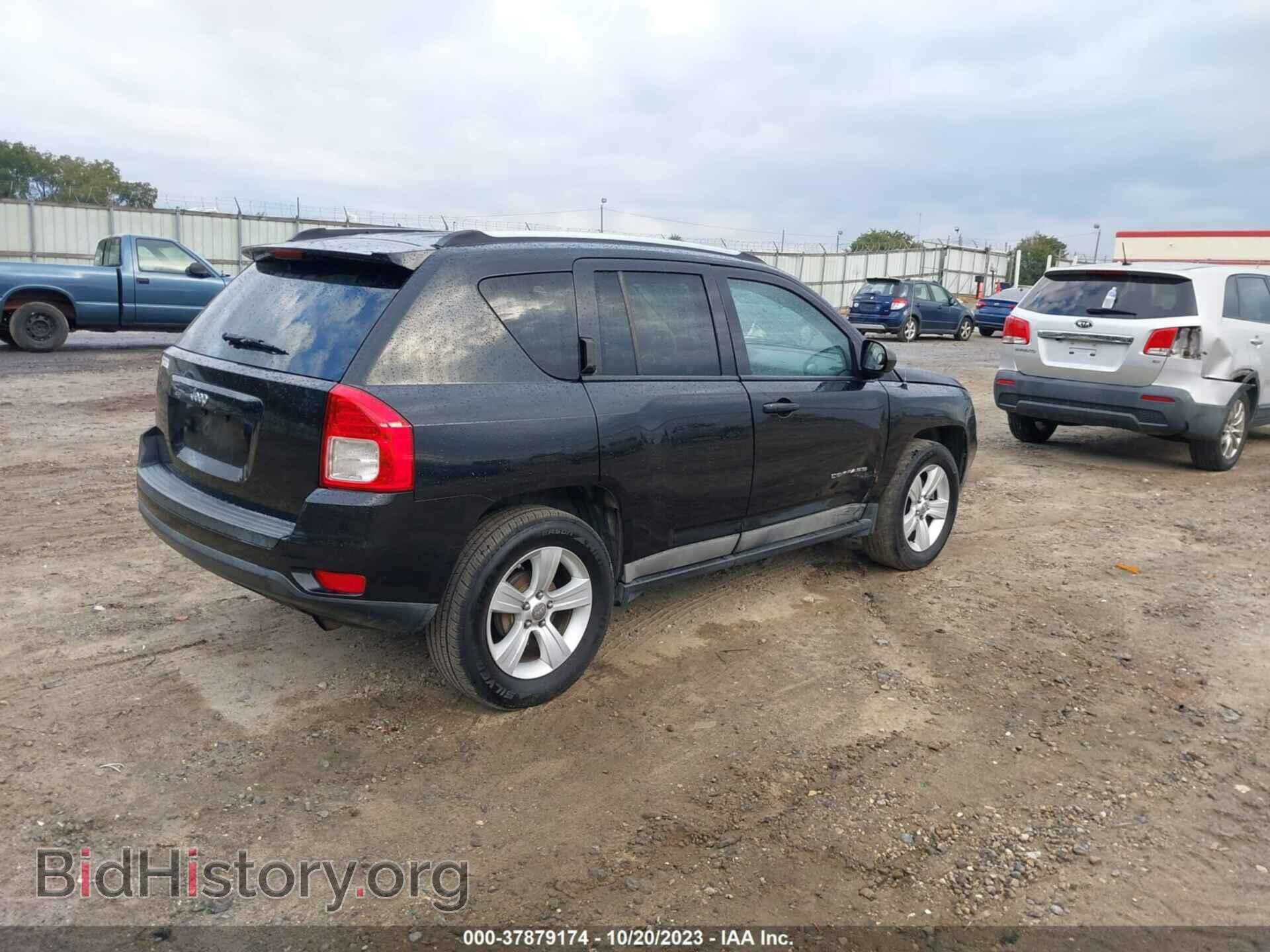2011 JEEP COMPASS - VIN: 1J4NT1FBXBD142521 - Фото 4