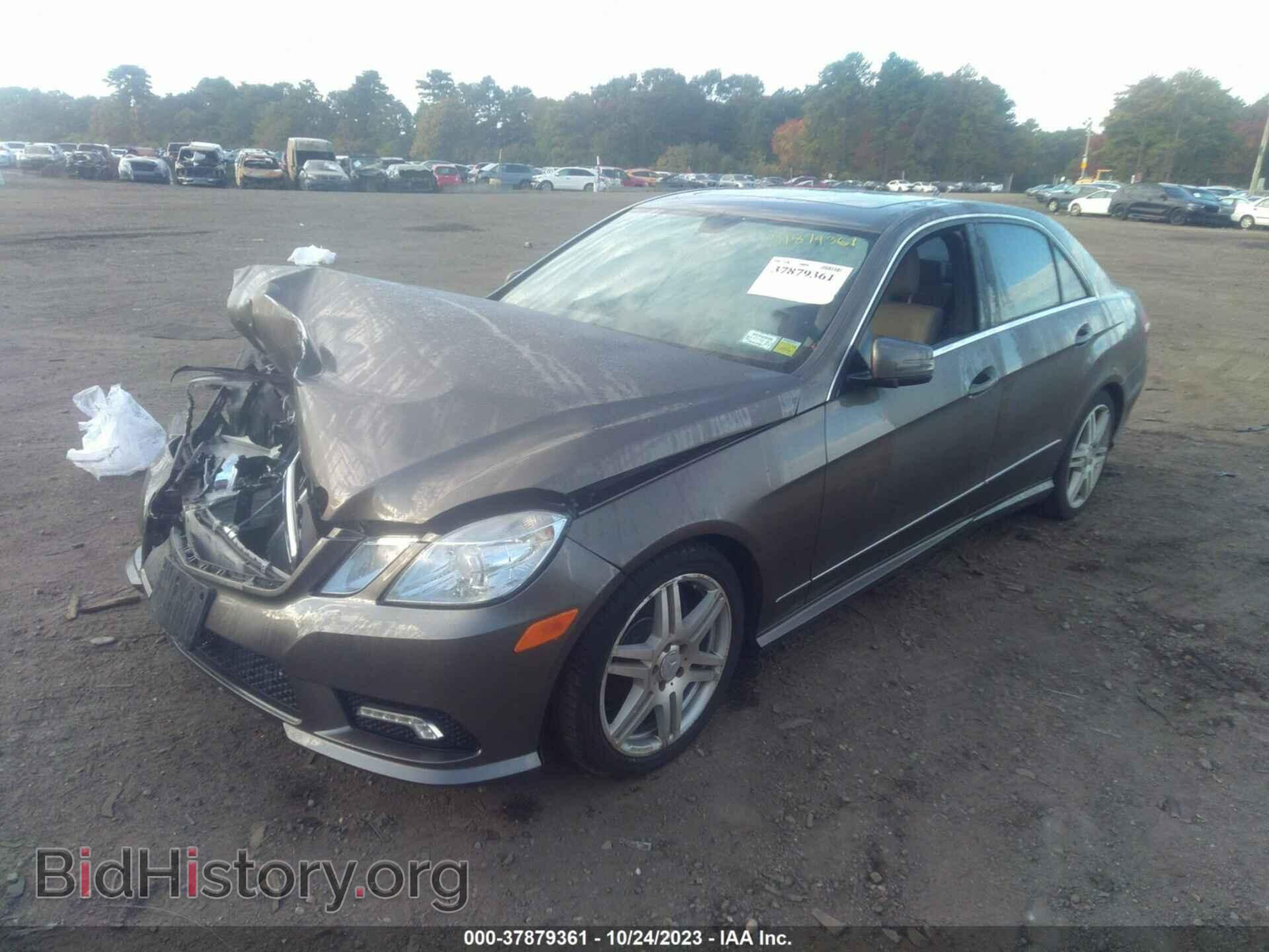 2011 MERCEDES-BENZ E-CLASS - VIN: WDDHF8HBXBA272967 - Фото 2