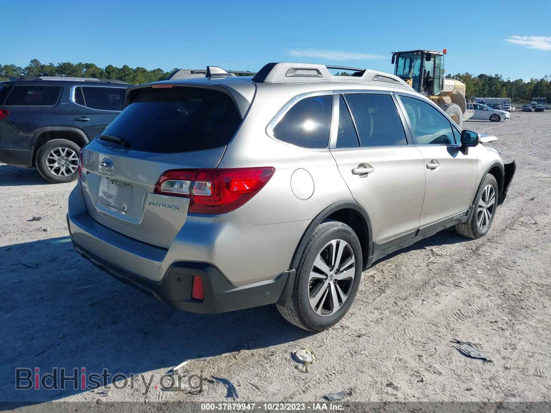 2018 SUBARU OUTBACK - VIN: 4S4BSANC3J3272758 - Фото 4