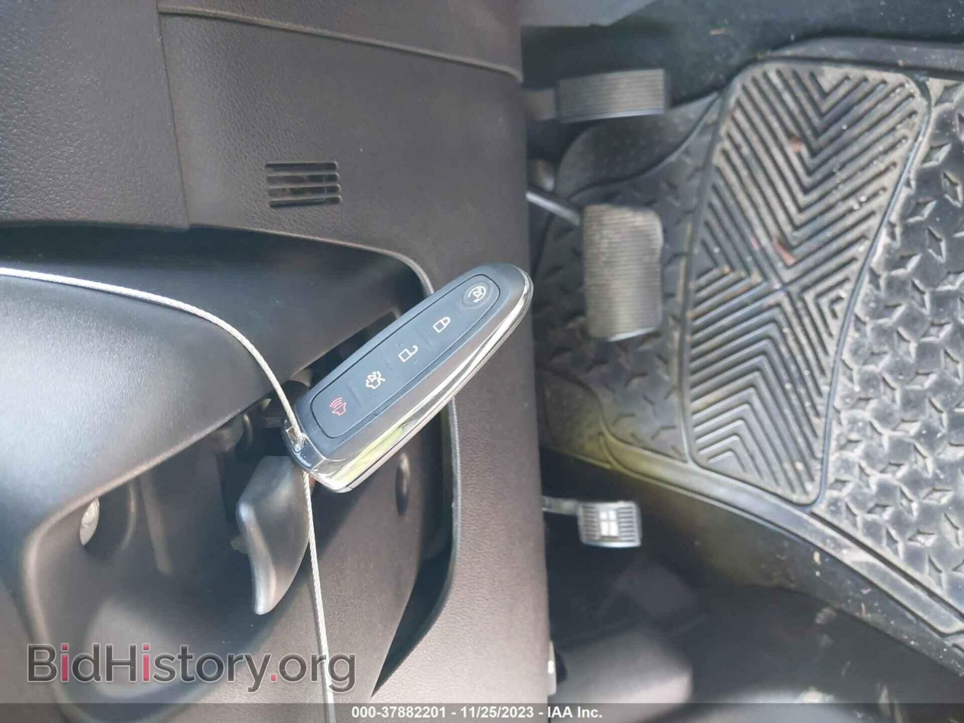 2011 FORD EDGE - VIN: 2FMDK3KC4BBB05934 - Фото 11