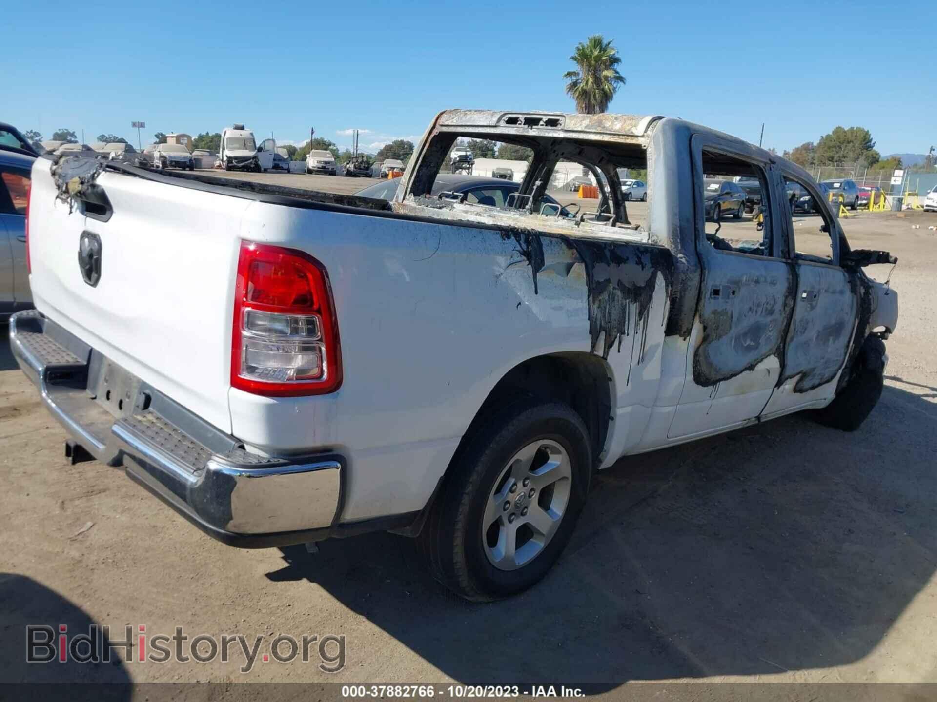 2019 RAM 1500 - VIN: 1C6RREGTXKN567775 - Фото 4