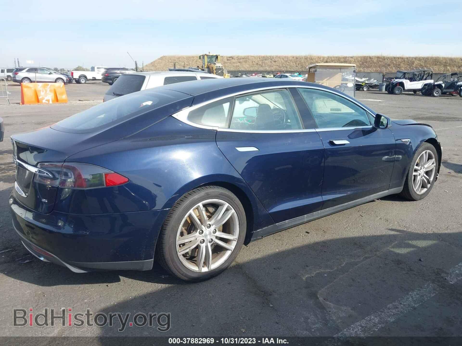 2014 TESLA MODEL S - VIN: 5YJSA1H11EFP36916 - Фото 4