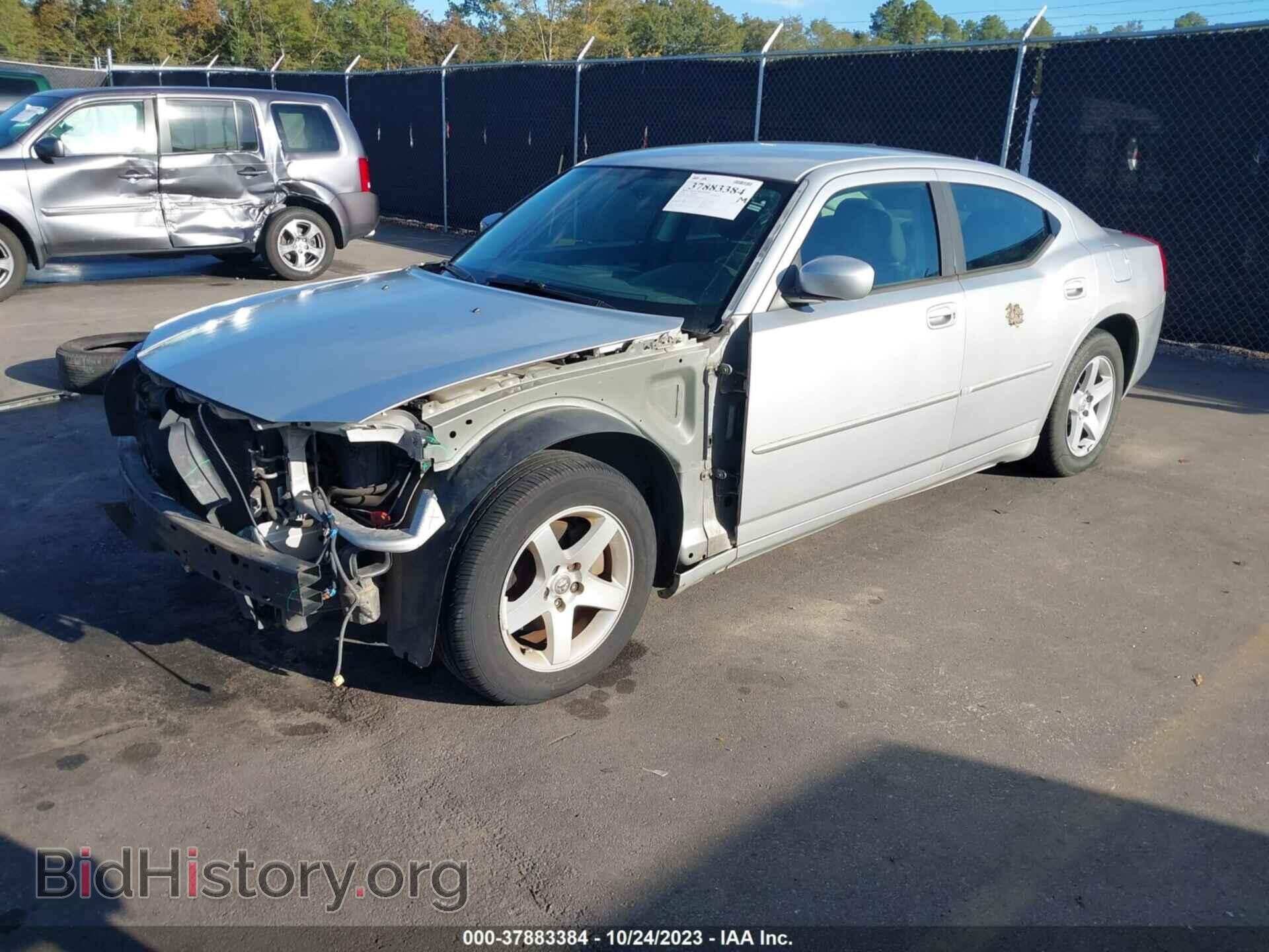 2010 DODGE CHARGER - VIN: 2B3CA3CV5AH122192 - Фото 2