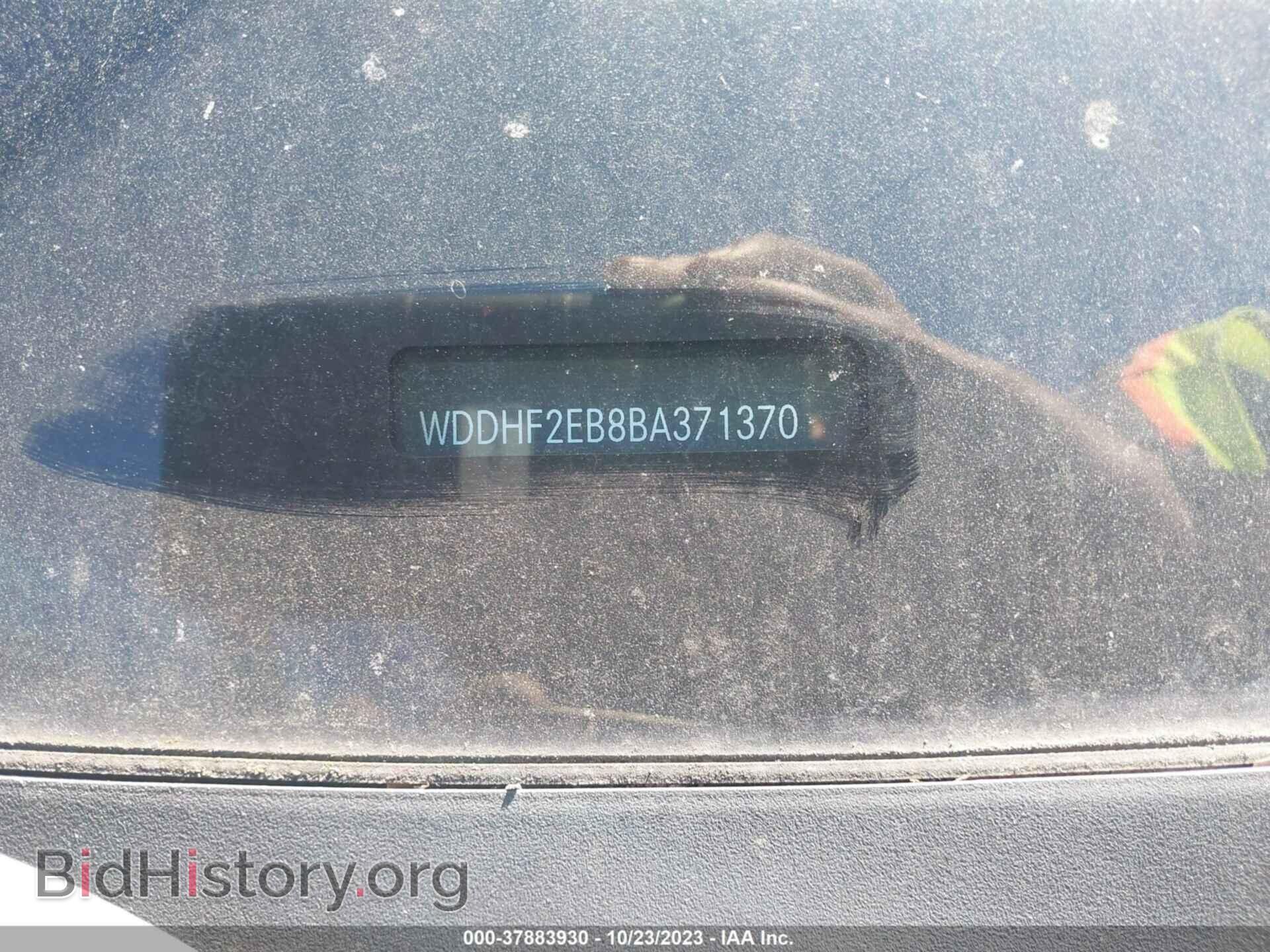 2011 MERCEDES-BENZ E-CLASS - VIN: WDDHF2EB8BA371370 - Фото 9