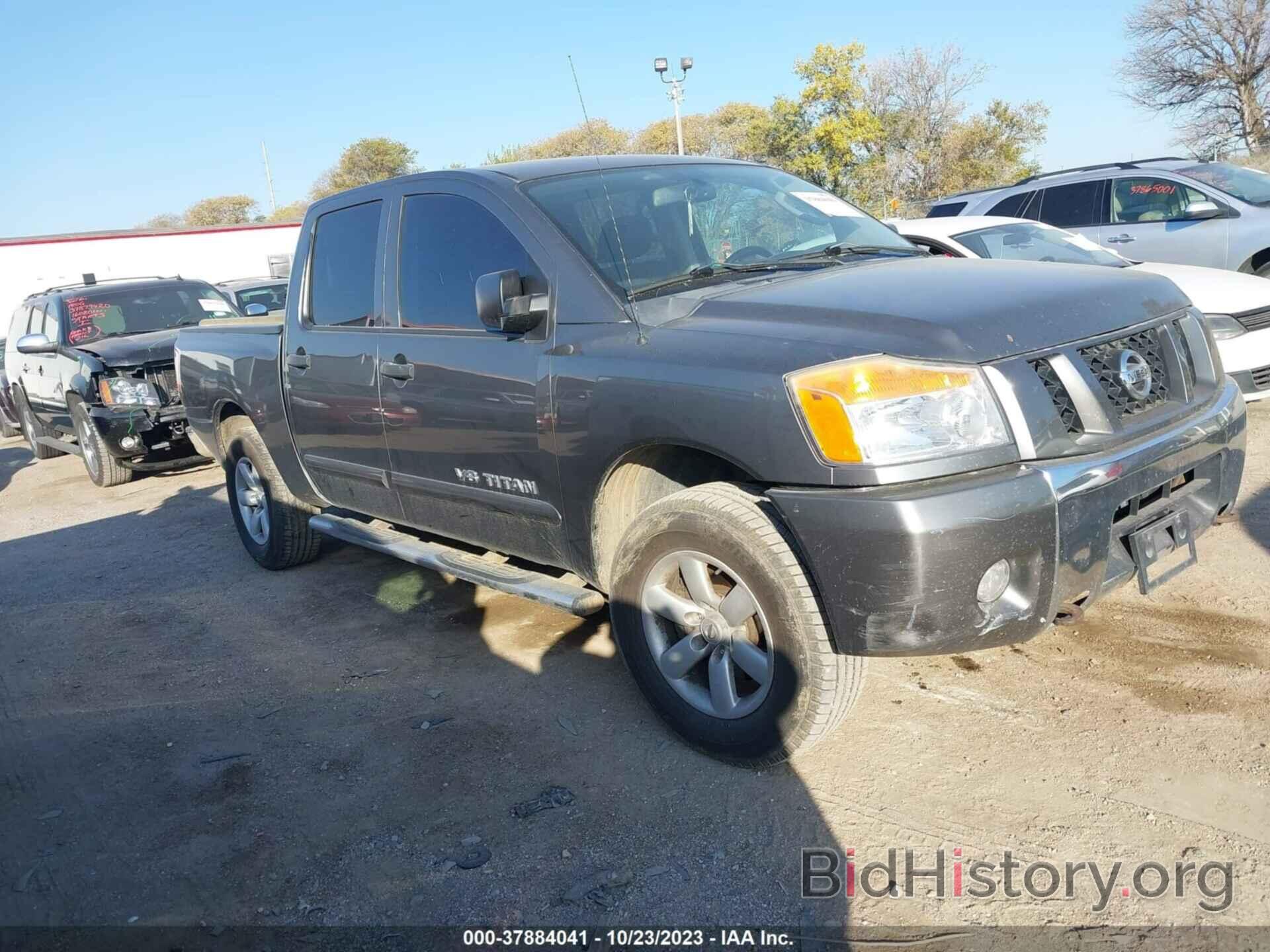 Photo 1N6BA0EC0BN303629 - NISSAN TITAN 2011