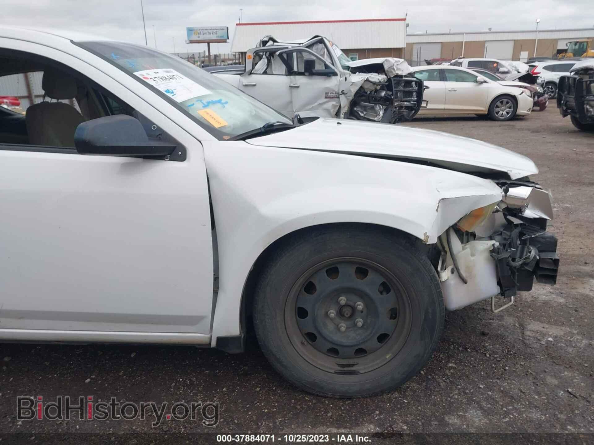 2011 DODGE AVENGER - VIN: 1B3BD4FB6BN556236 - Фото 6
