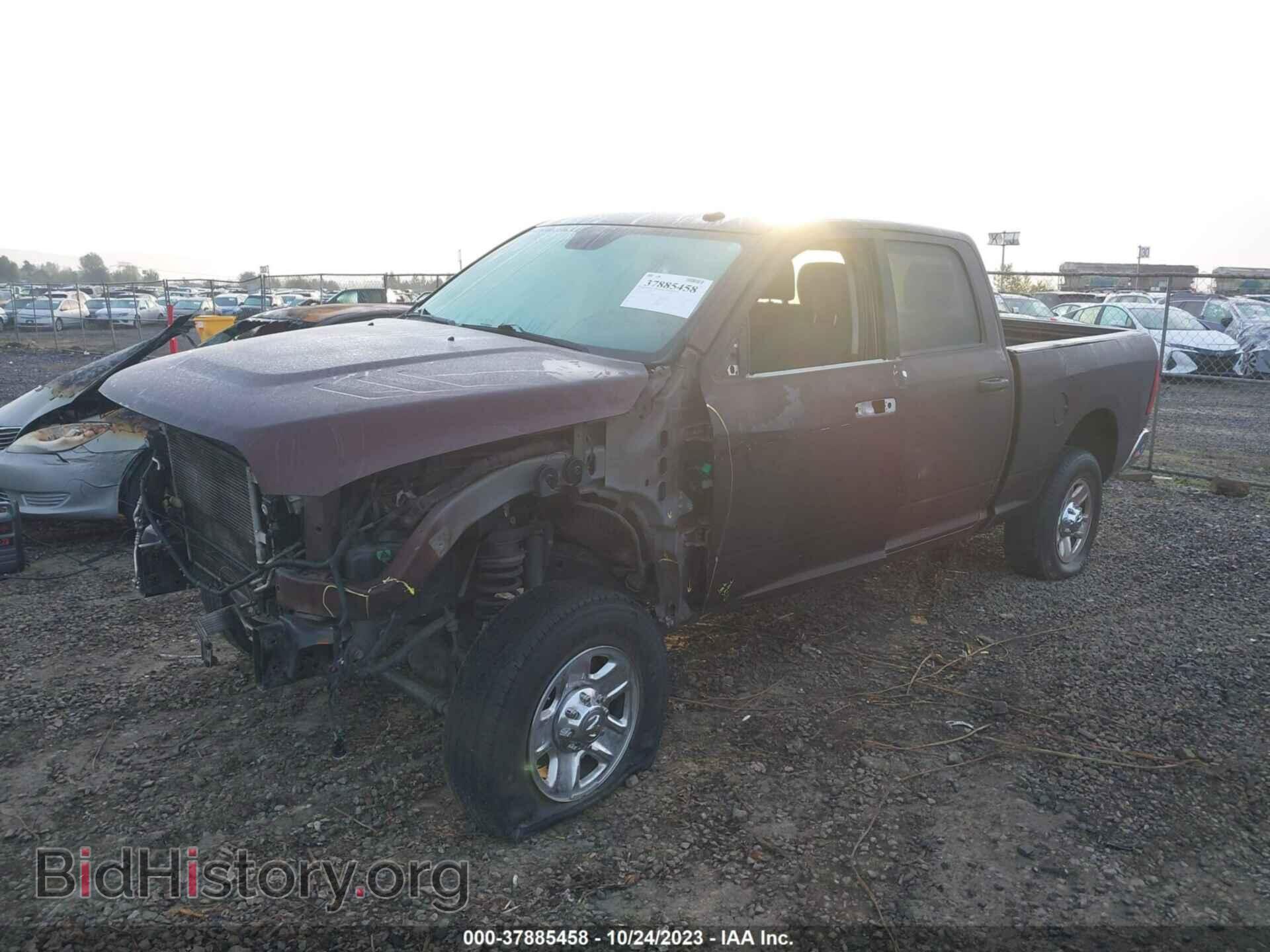 2015 RAM 3500 - VIN: 3C63R3CL0FG702972 - Фото 2