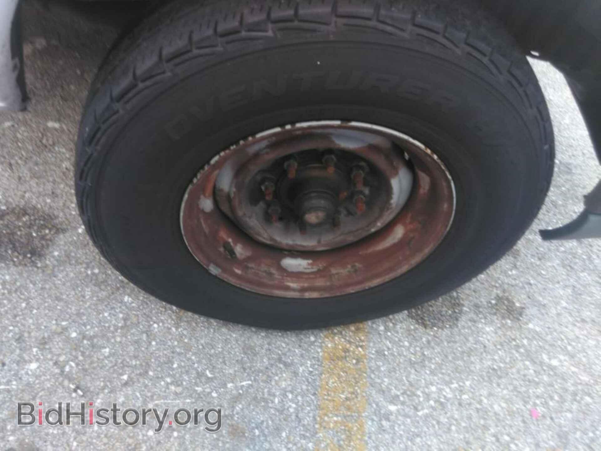 2010 FORD ECONOLINE CARGO VAN - VIN: 1FTNE2EL2ADA10660 - Фото 2