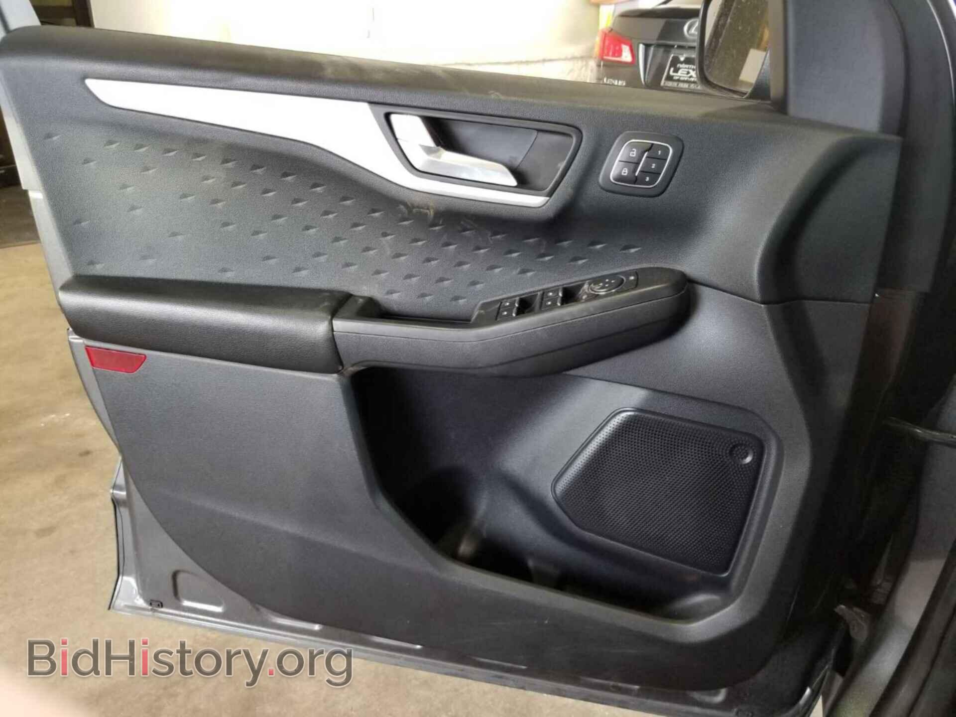 2020 FORD ESCAPE - VIN: 1FMCU9H63LUA82524 - Фото 2