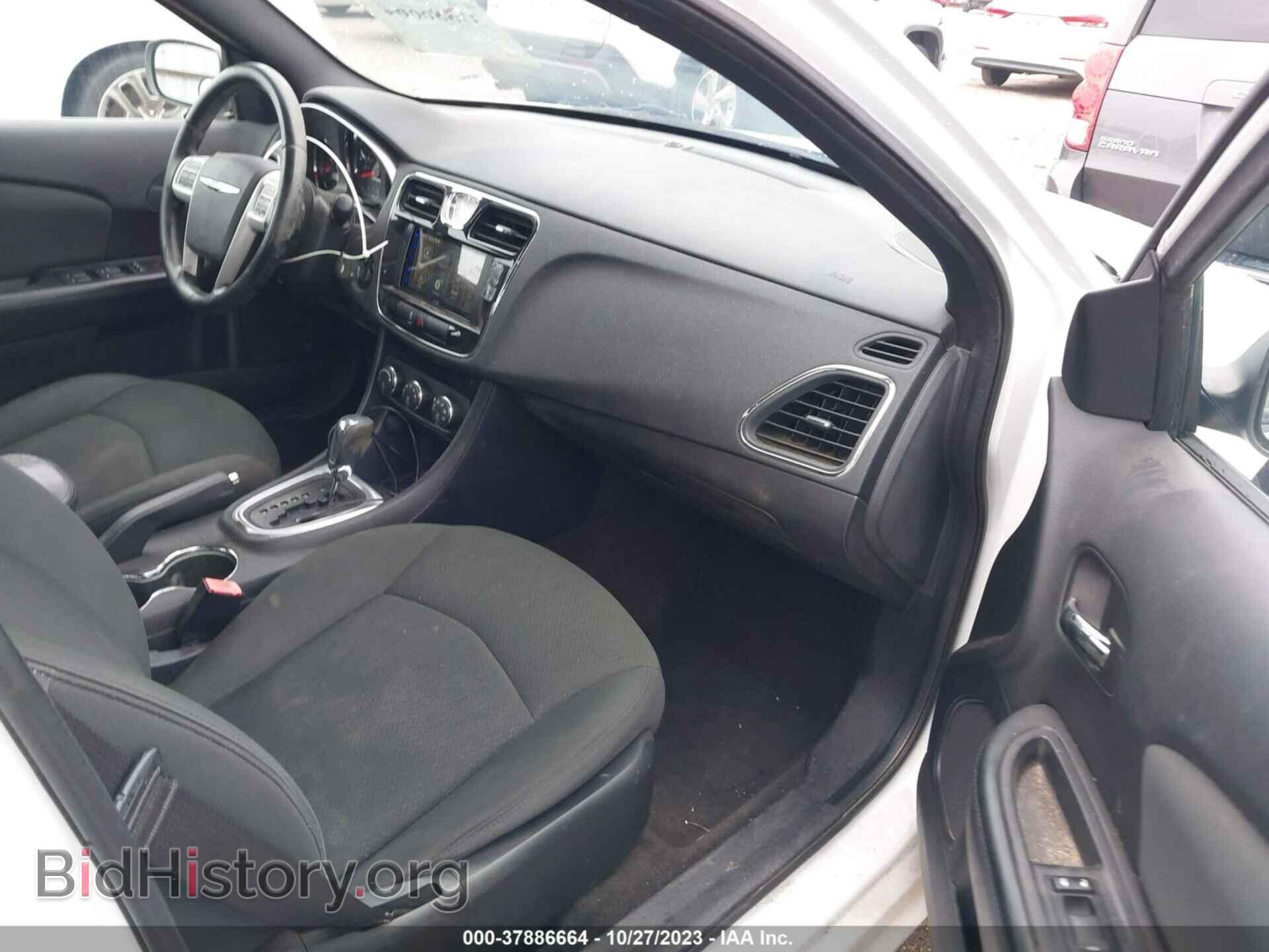 2011 CHRYSLER 200 - VIN: 1C3BC1FB8BN576167 - Фото 5