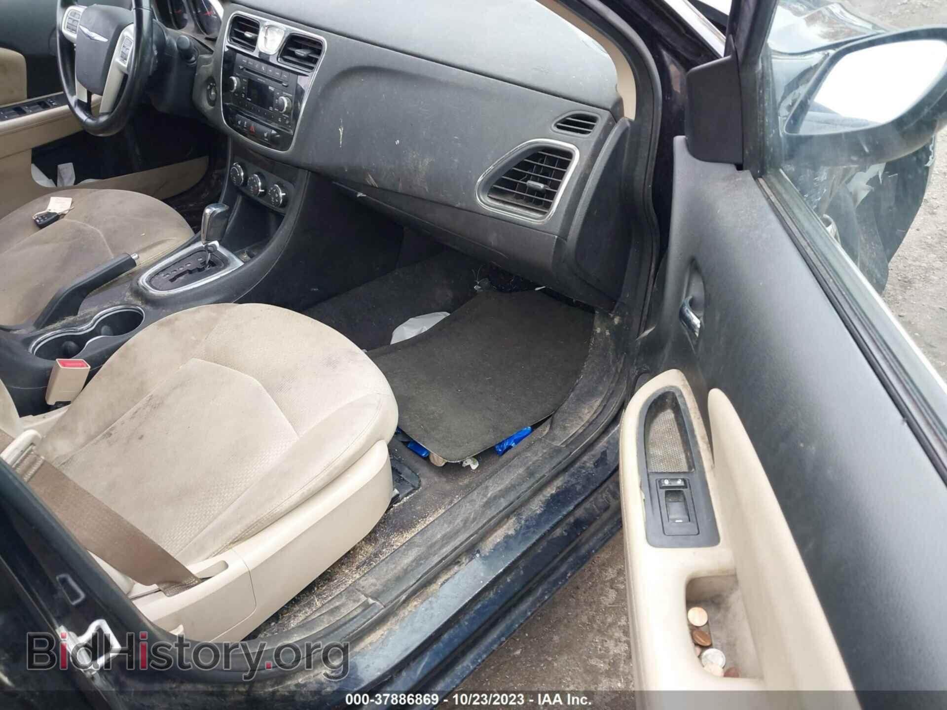 2011 CHRYSLER 200 - VIN: 1C3BC1FG2BN535285 - Фото 5