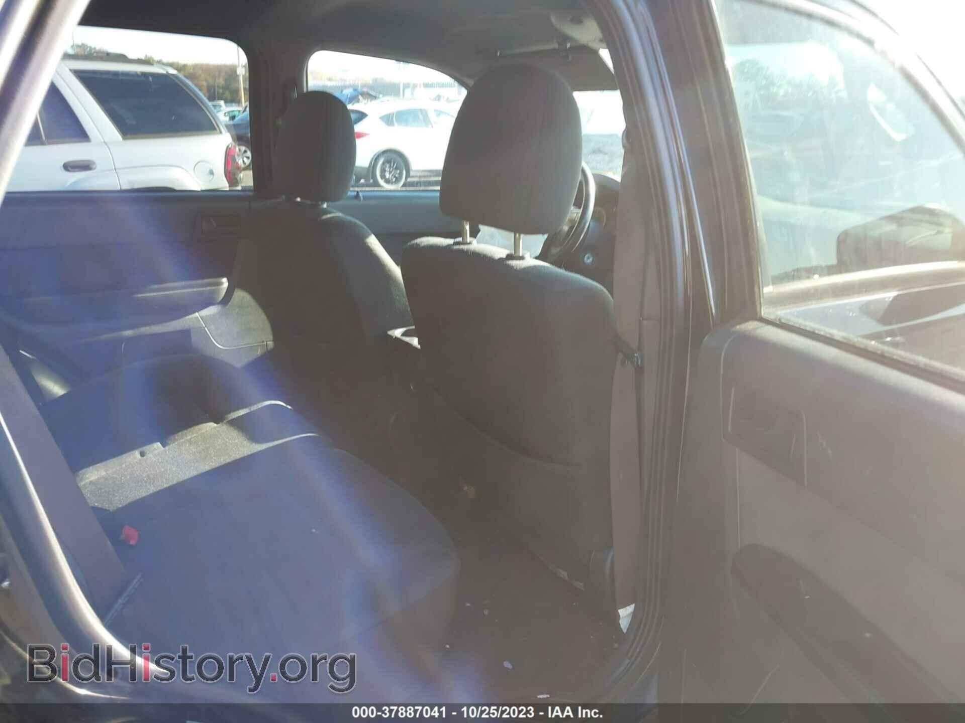 2010 FORD ESCAPE - VIN: 1FMCU9DGXAKC43801 - Фото 8