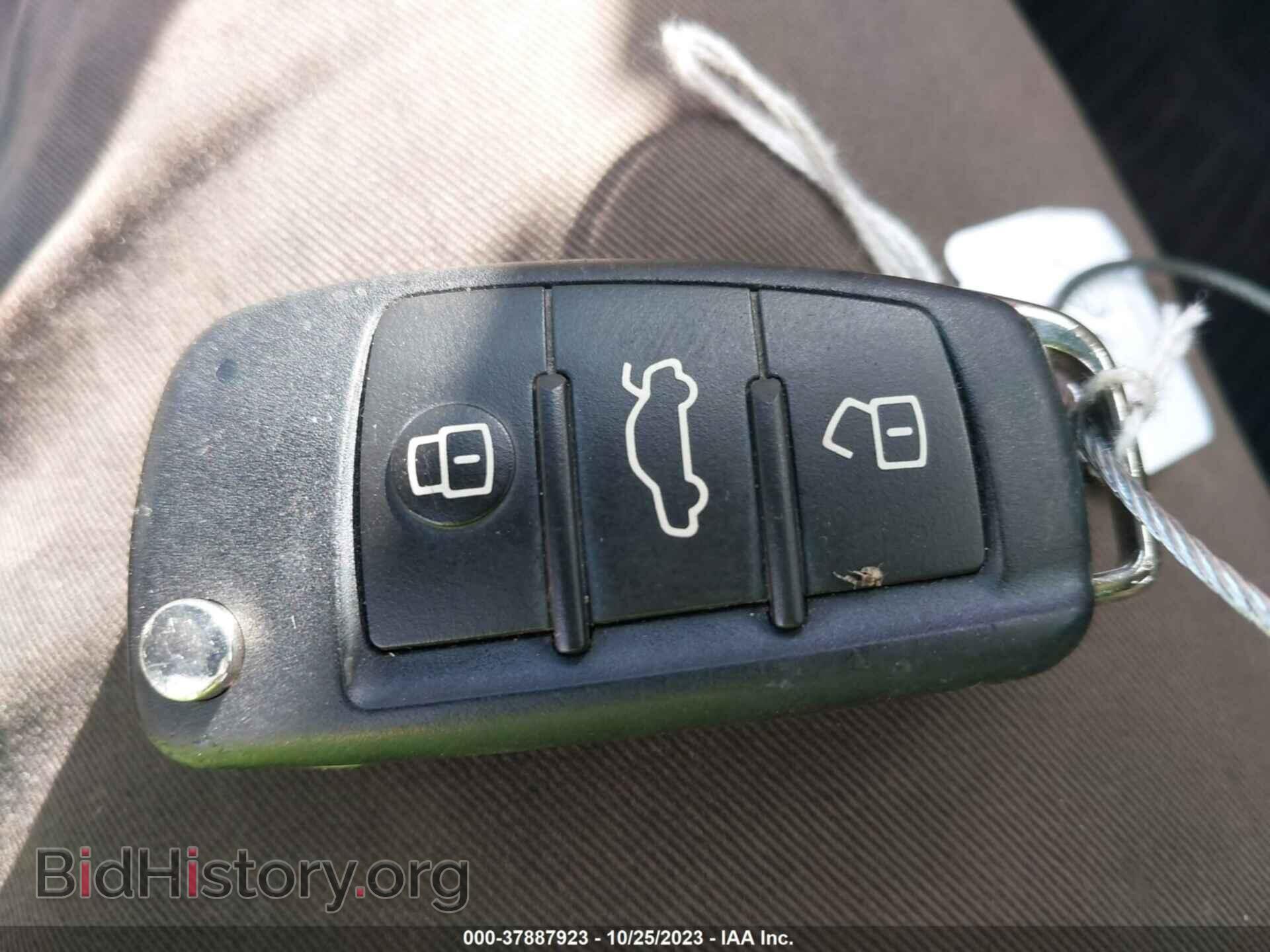 2008 AUDI A4 - VIN: WAUDF78E28A151370 - Фото 11