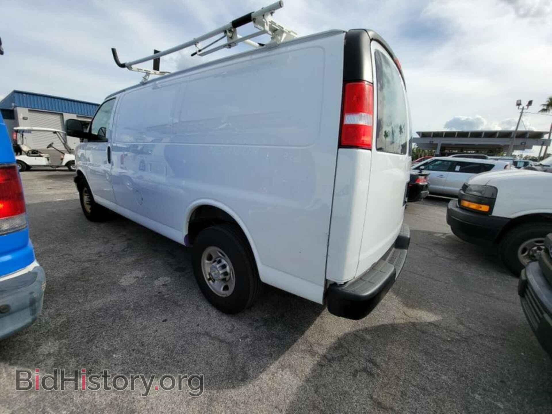 2021 CHEVROLET EXPRESS CARGO VAN - VIN: 1GCWGAFP2M1237637 - Фото 3