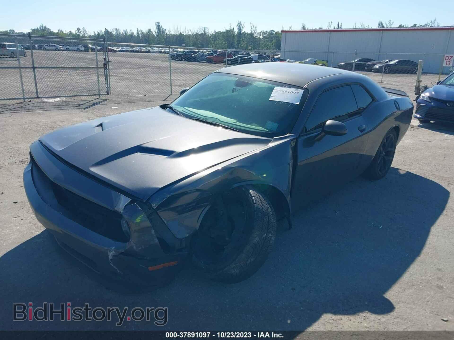 2019 DODGE CHALLENGER - VIN: 2C3CDZAG2KH574524 - Photo 2