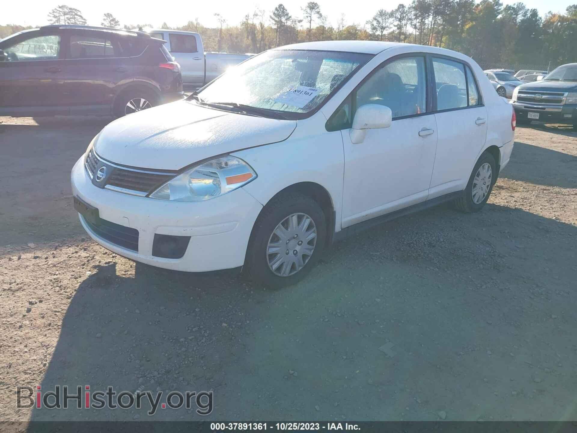 2009 NISSAN VERSA - VIN: 3N1BC11EX9L446398 - Фото 2