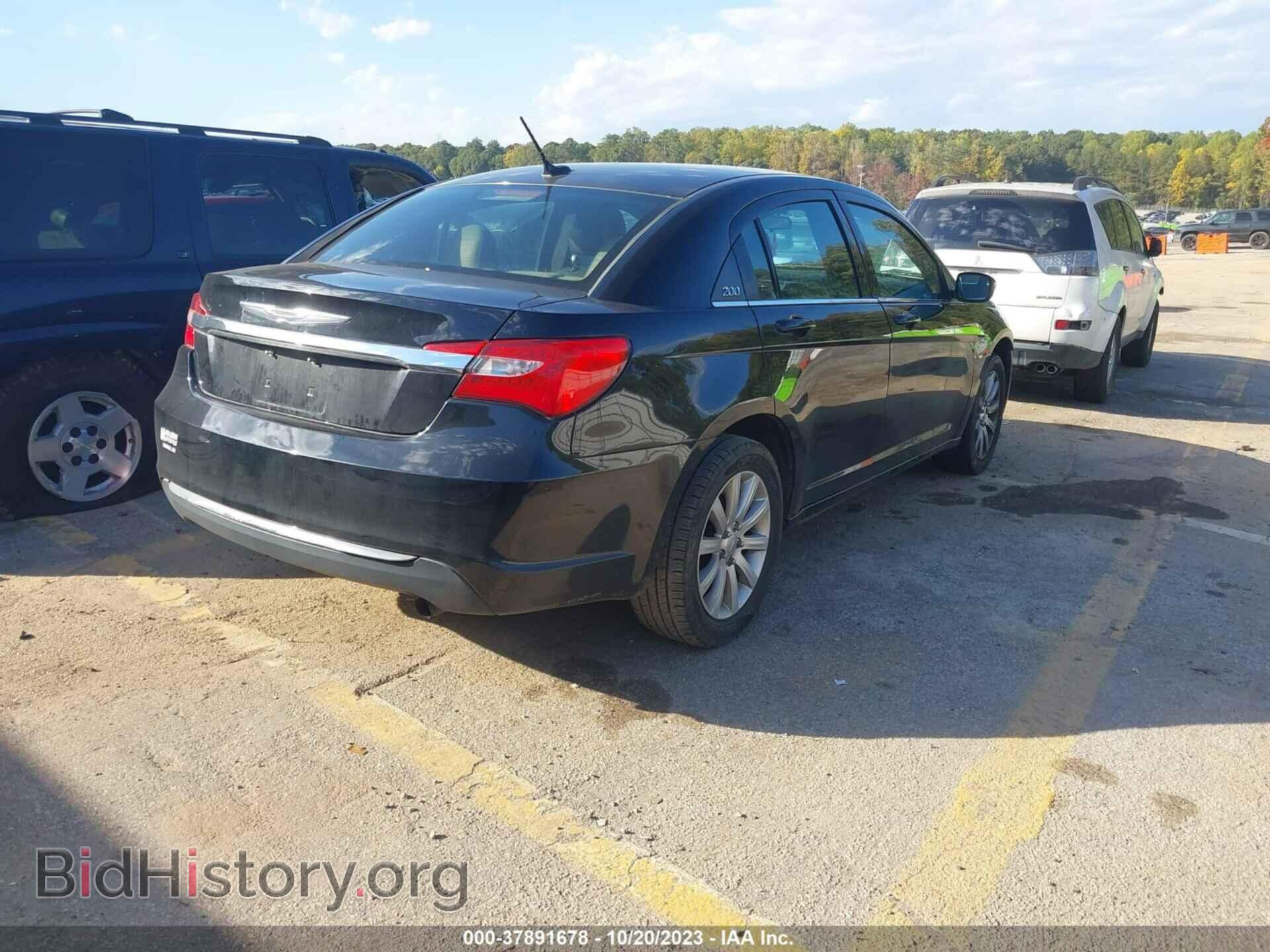 2012 CHRYSLER 200 - VIN: 1C3CCBAB7CN104223 - Фото 4
