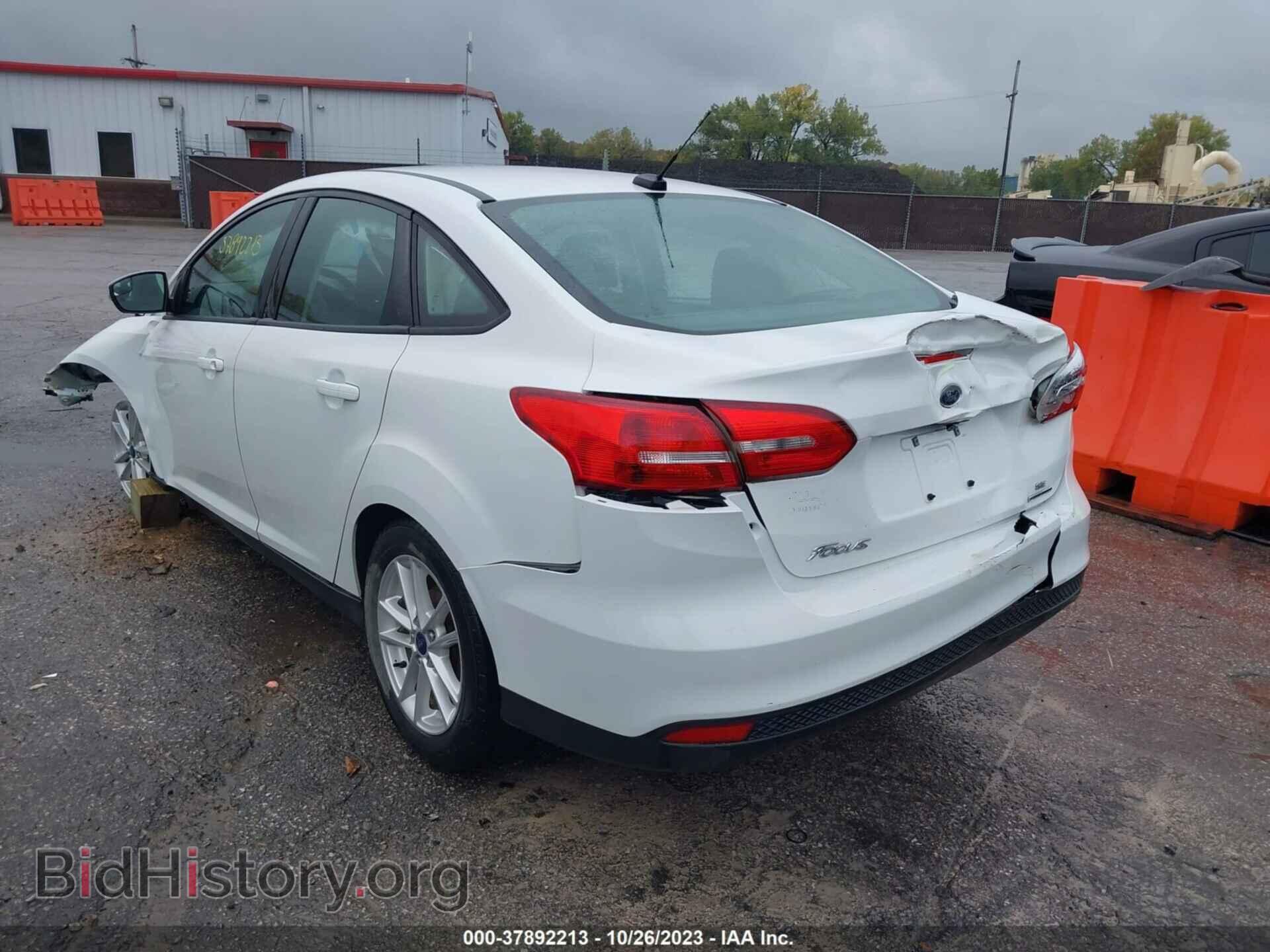 2016 FORD FOCUS - VIN: 1FADP3F2XGL335837 - Фото 3