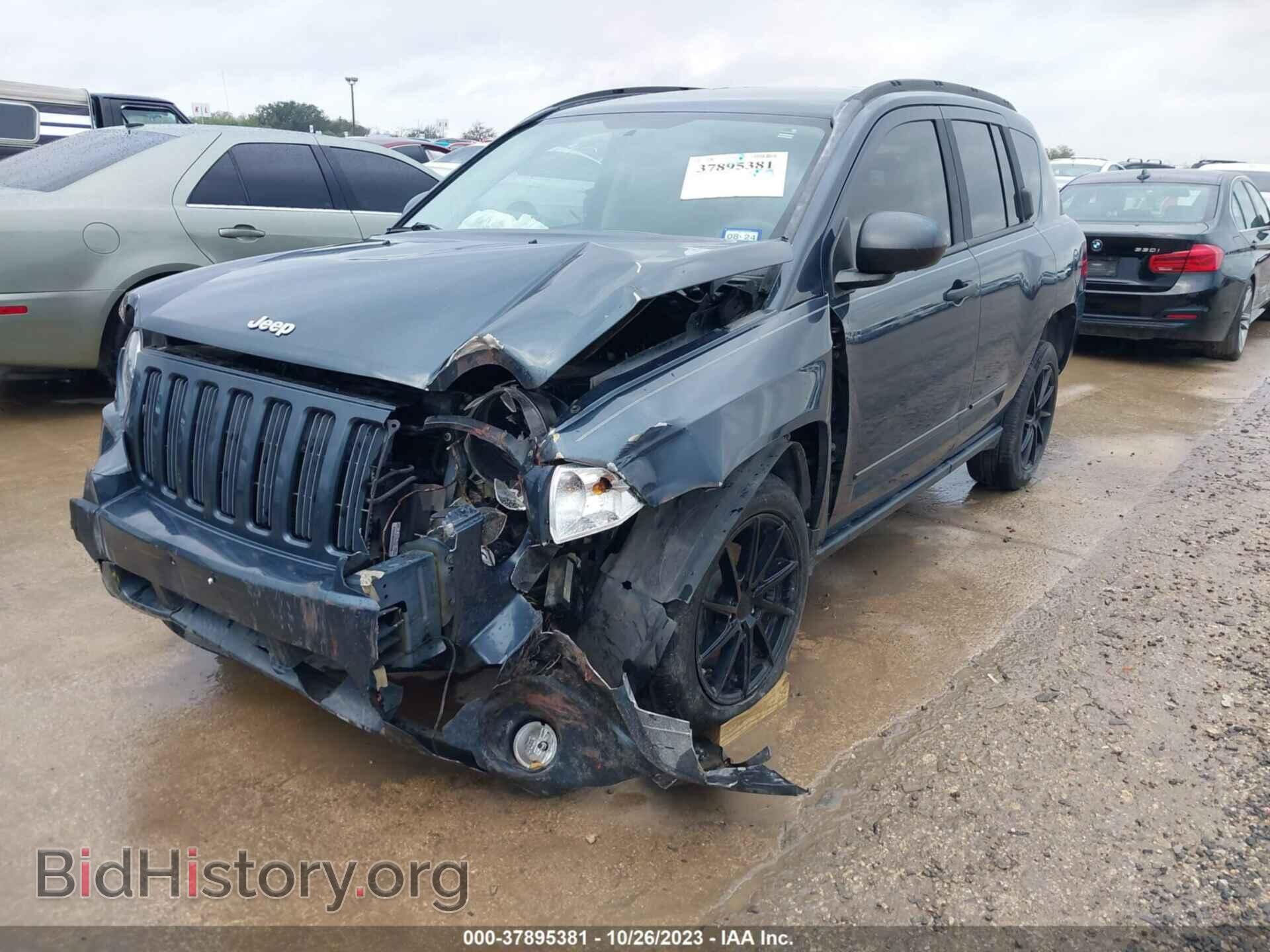 2008 JEEP COMPASS - VIN: 1J8FT47088D628626 - Фото 2